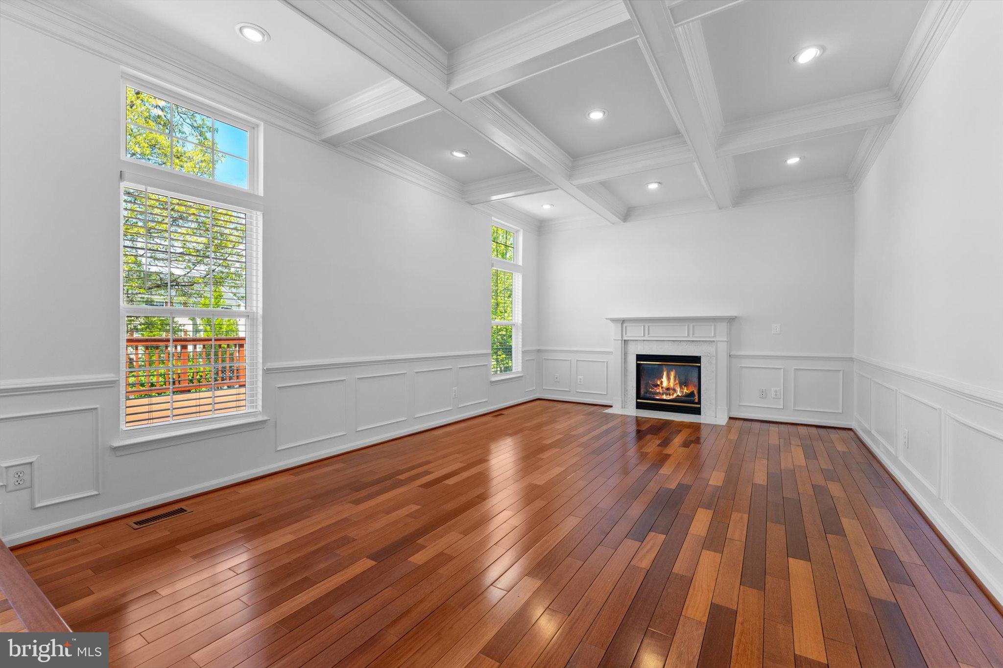 ROCKHILL CENTER ESTATES - Residential Lease