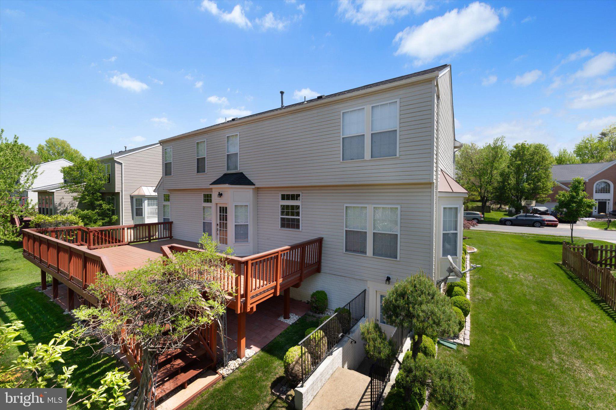 ROCKHILL CENTER ESTATES - Residential Lease