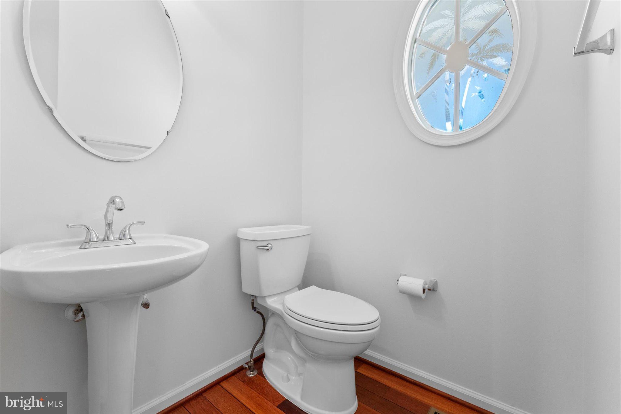 ROCKHILL CENTER ESTATES - Residential Lease