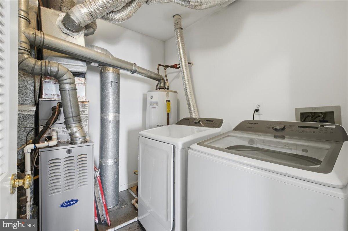 WELLINGTON/CLOVERHILL CONDOS - Residential