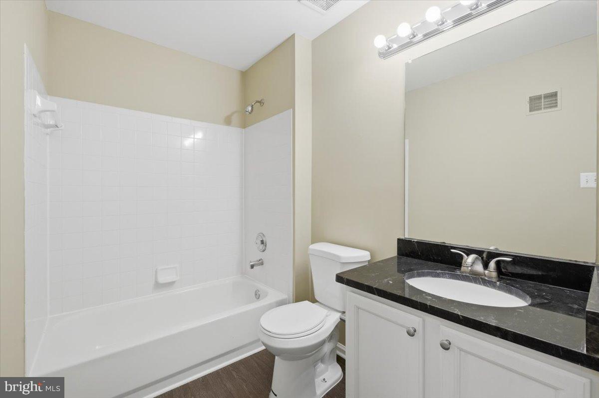 WELLINGTON/CLOVERHILL CONDOS - Residential