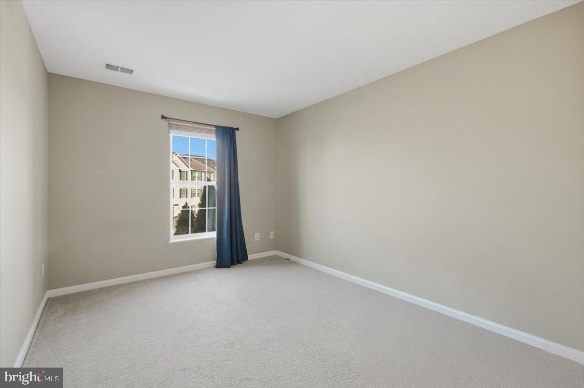 WELLINGTON/CLOVERHILL CONDOS - Residential