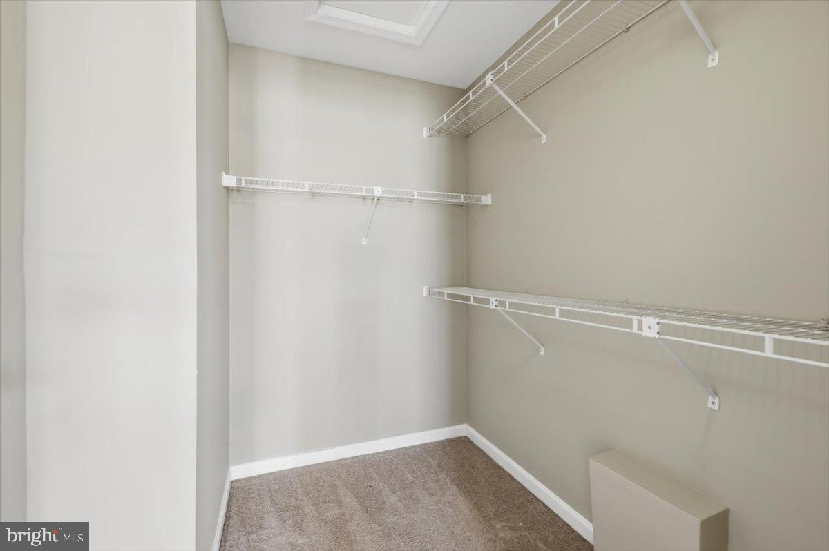 WELLINGTON/CLOVERHILL CONDOS - Residential