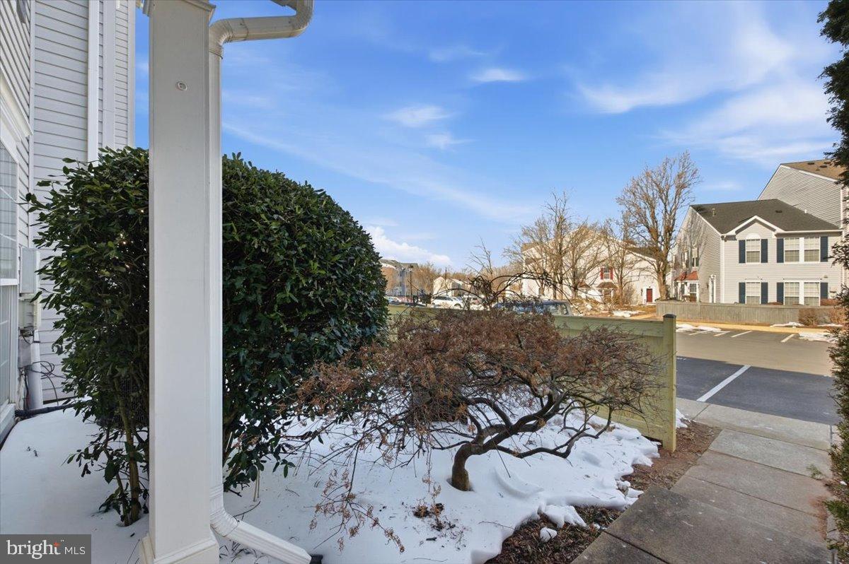 WELLINGTON/CLOVERHILL CONDOS - Residential