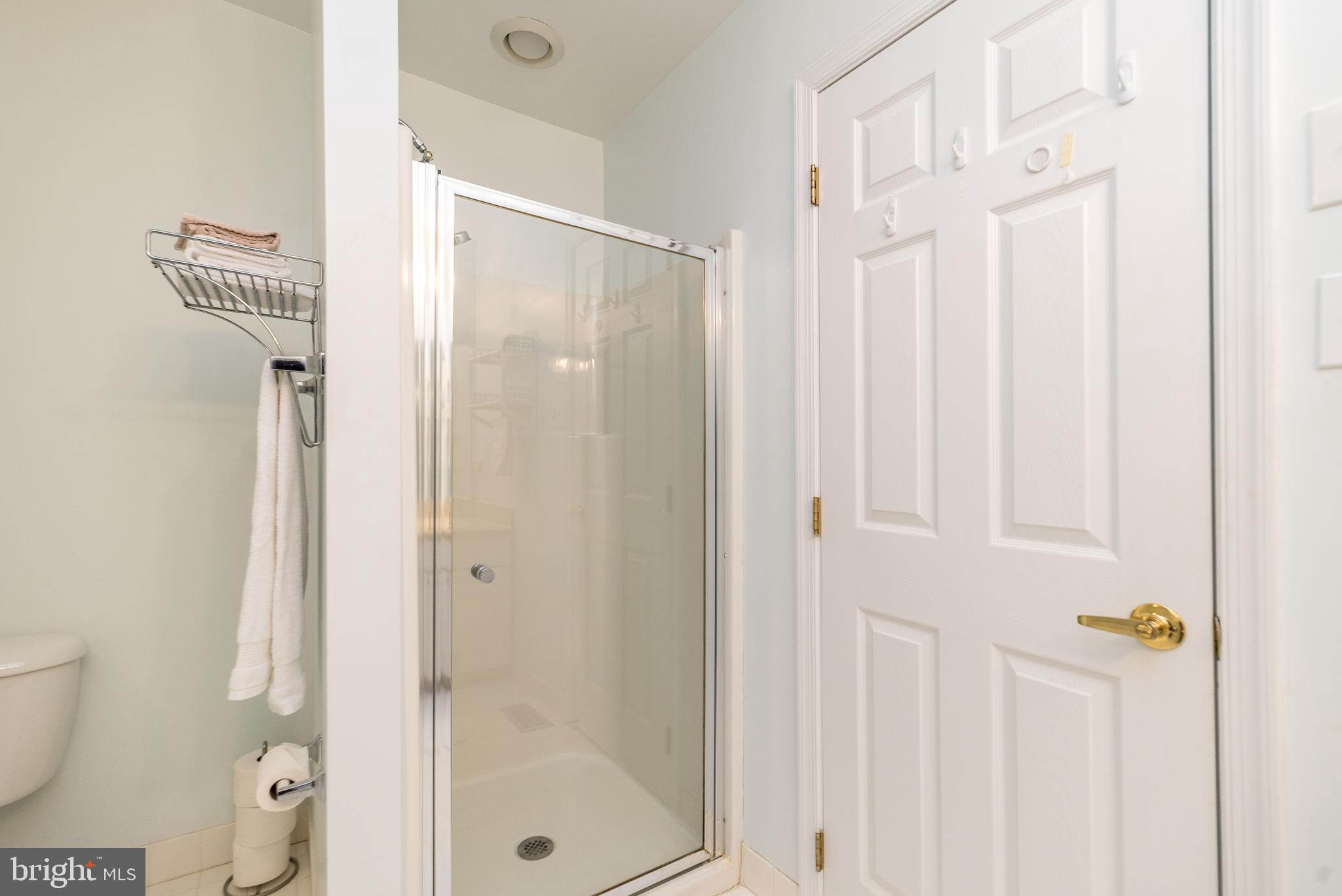 HAMPTON GREEN - Residential