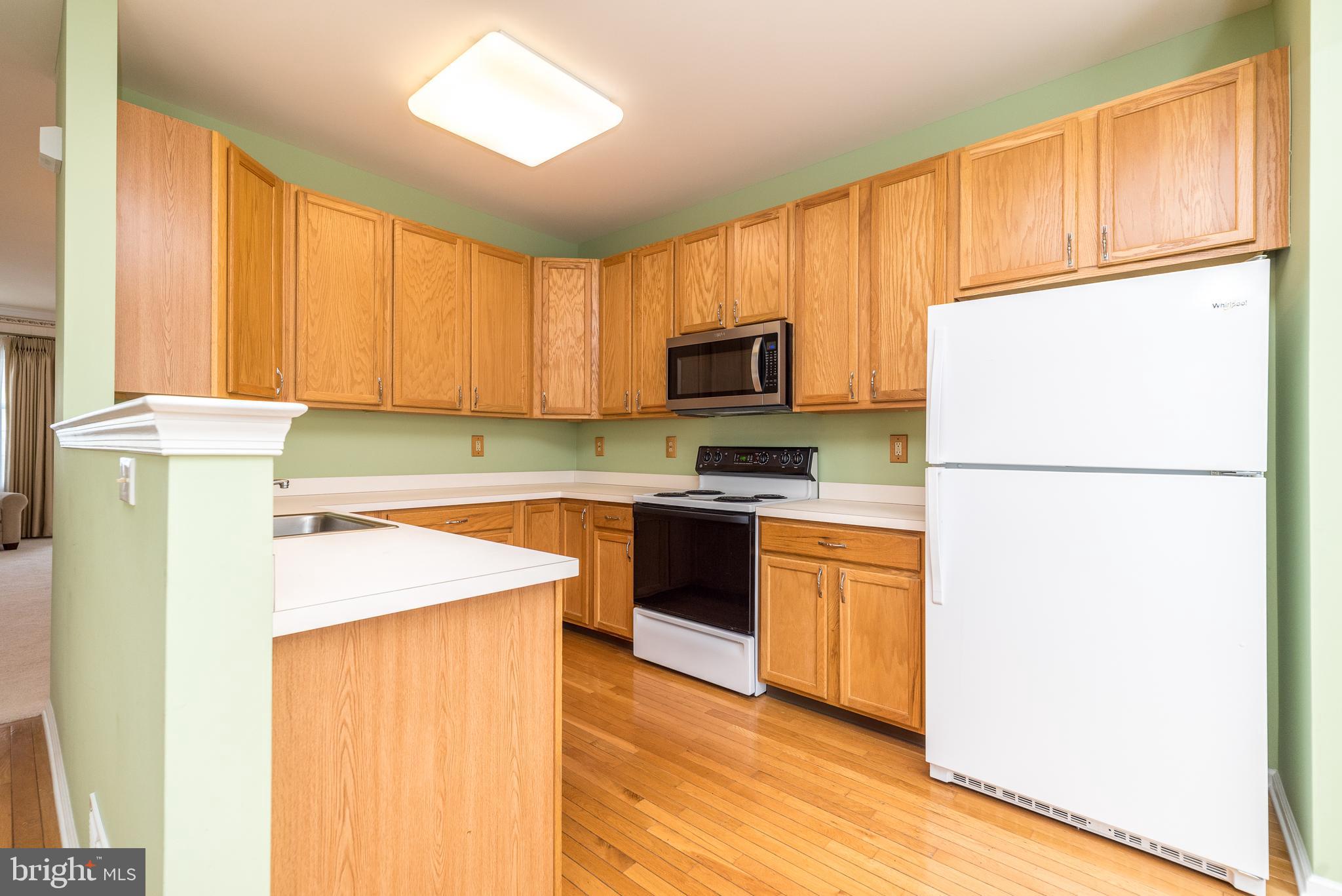 HAMPTON GREEN - Residential