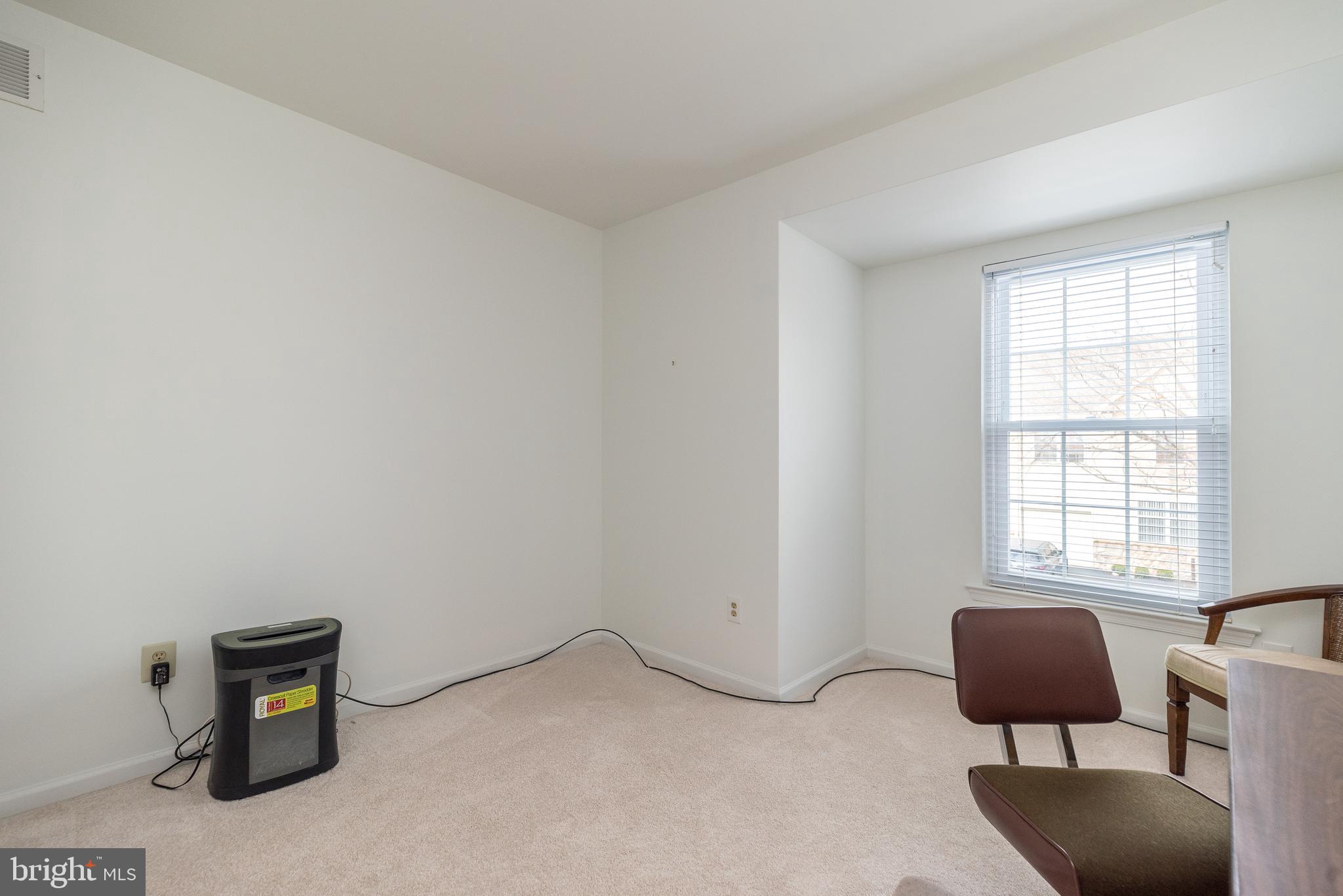 HAMPTON GREEN - Residential