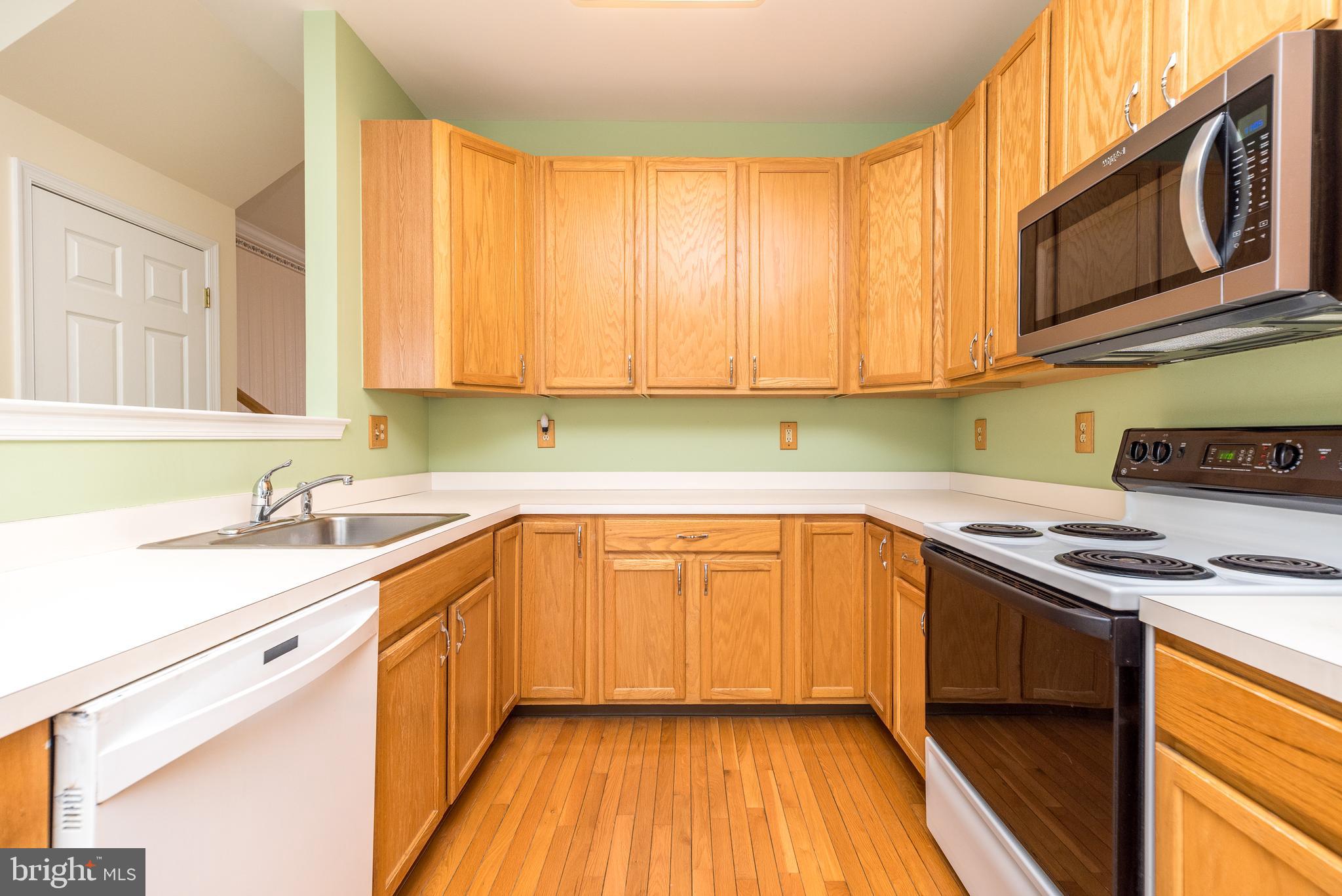 HAMPTON GREEN - Residential