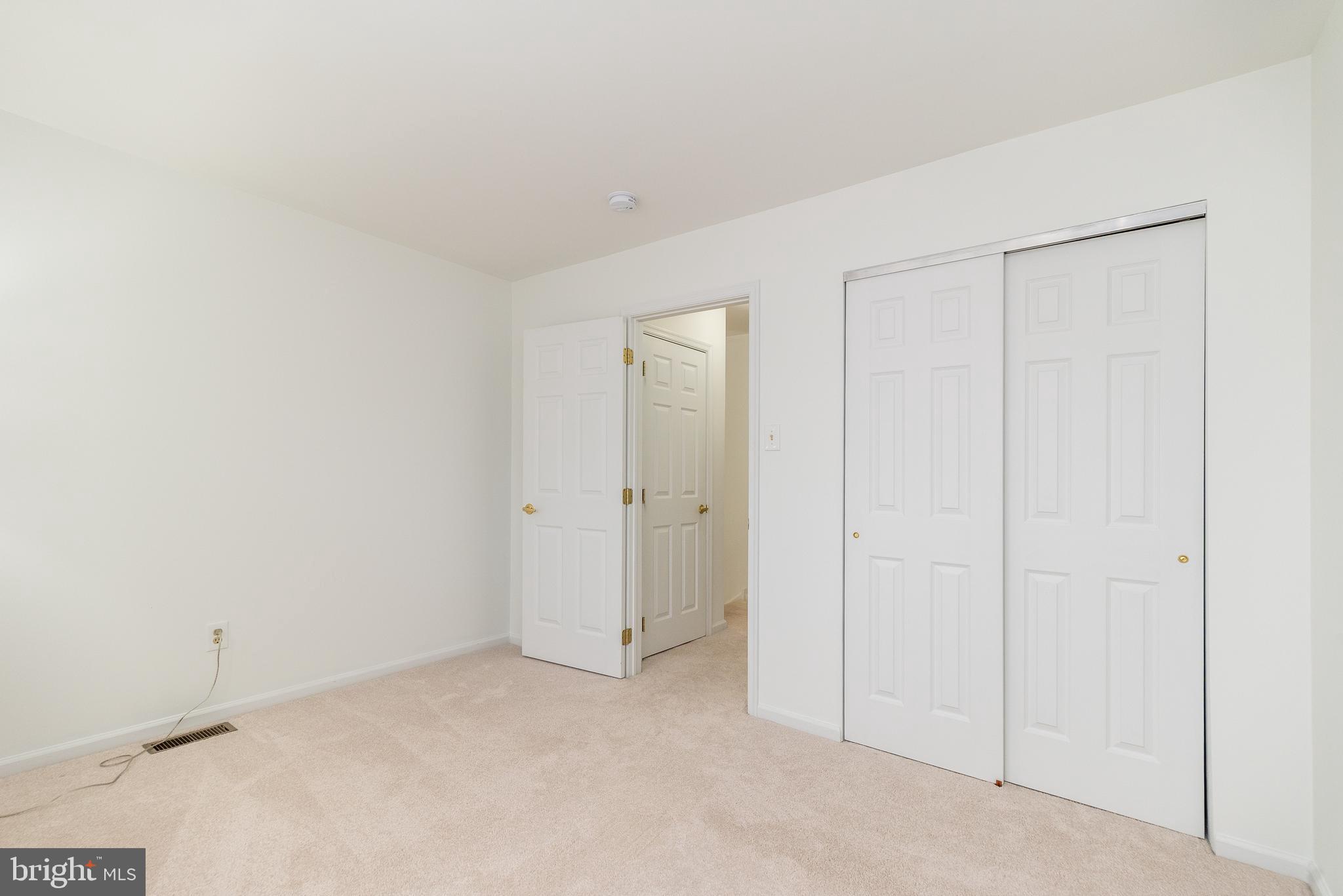 HAMPTON GREEN - Residential