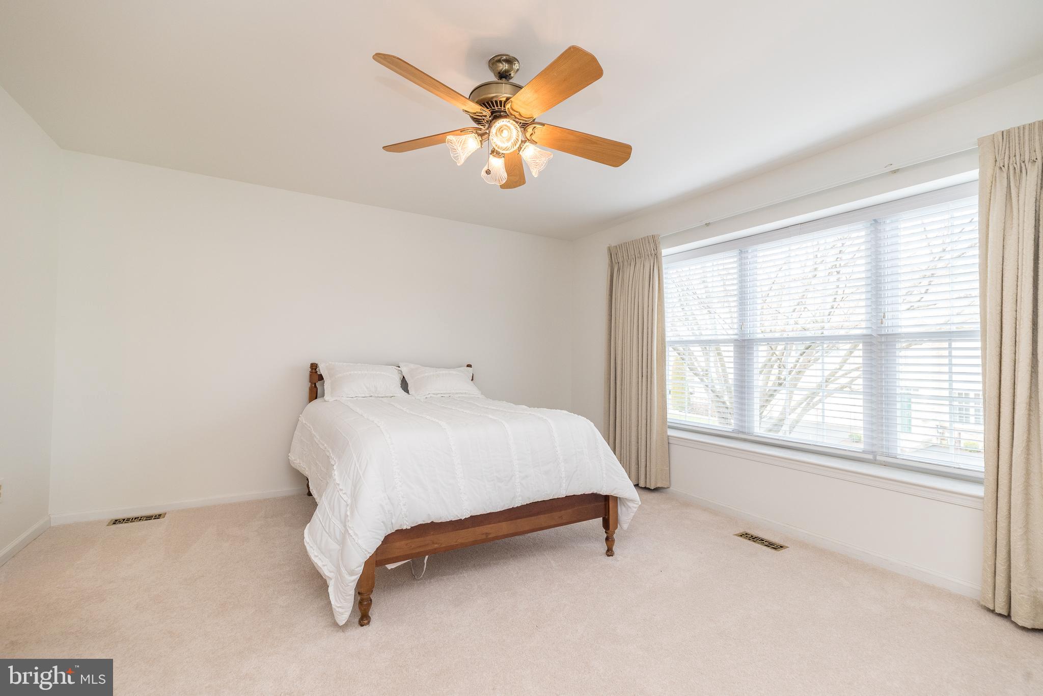 HAMPTON GREEN - Residential