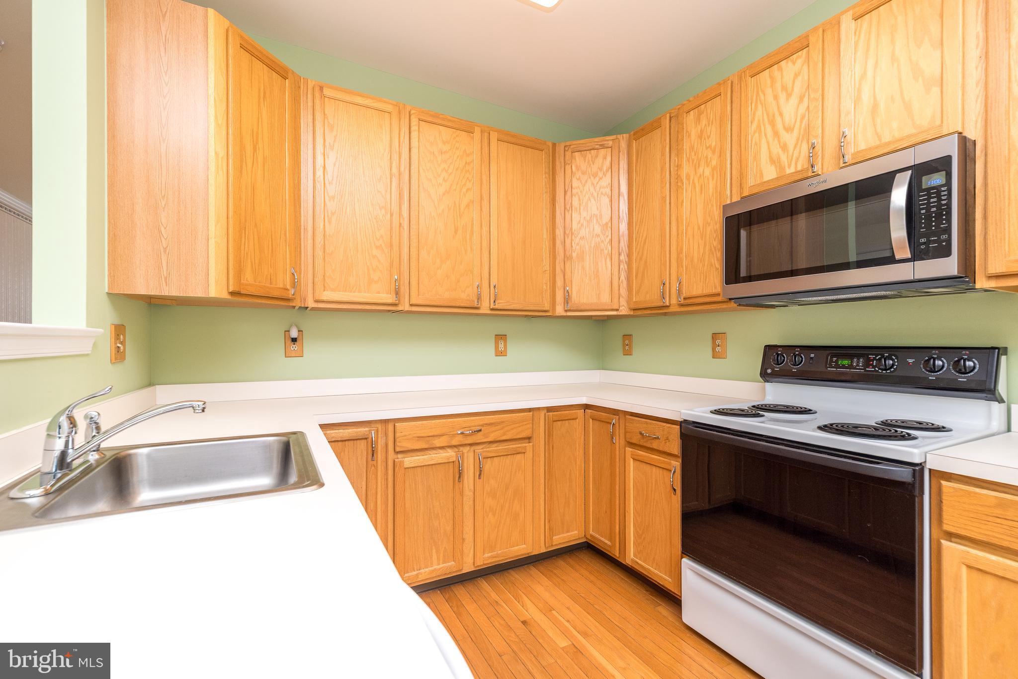 HAMPTON GREEN - Residential