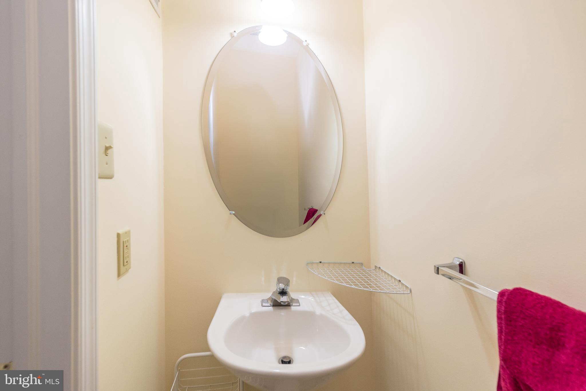 HAMPTON GREEN - Residential