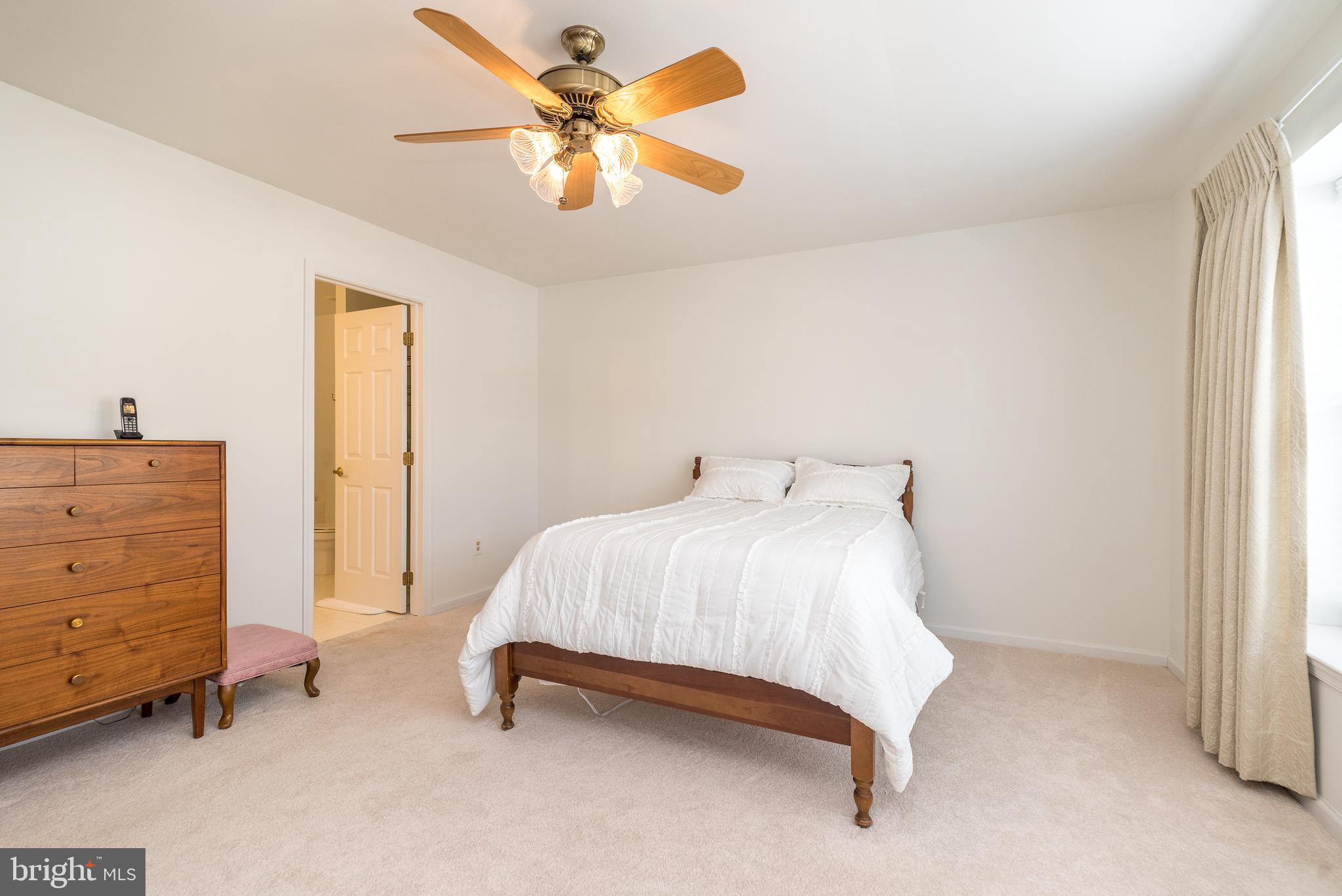 HAMPTON GREEN - Residential