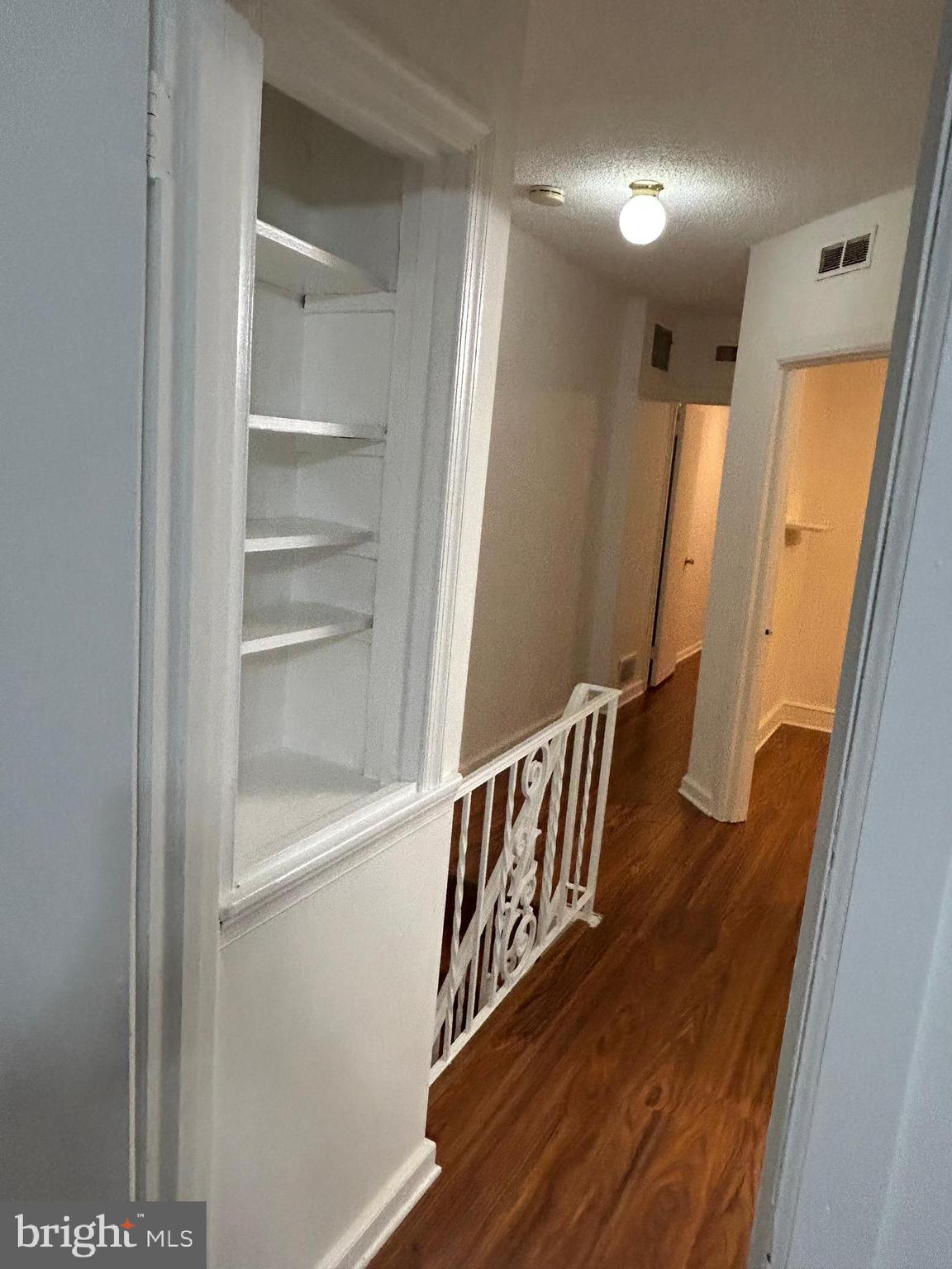 OVERBROOK - Residential Lease