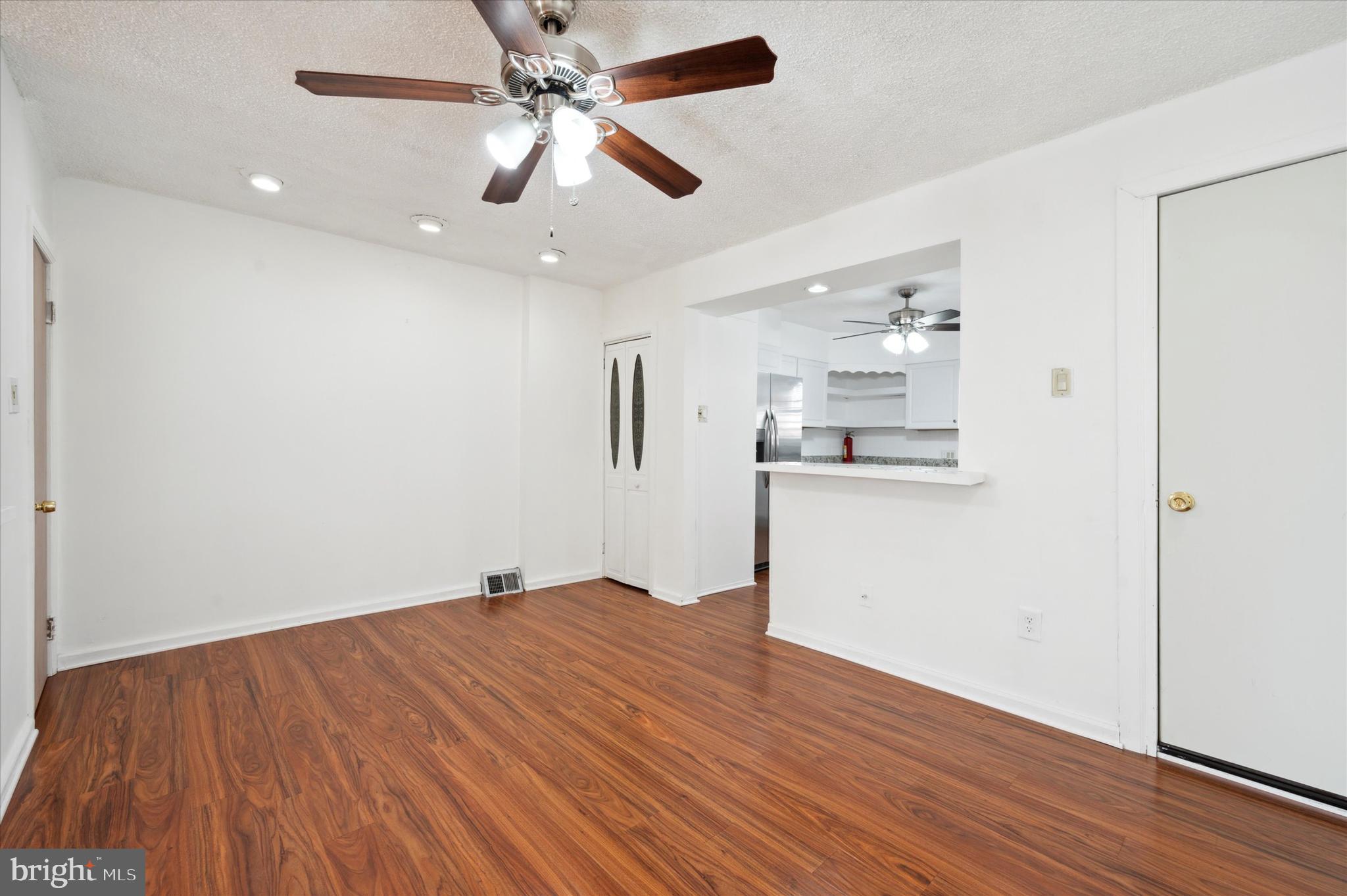 OVERBROOK - Residential Lease