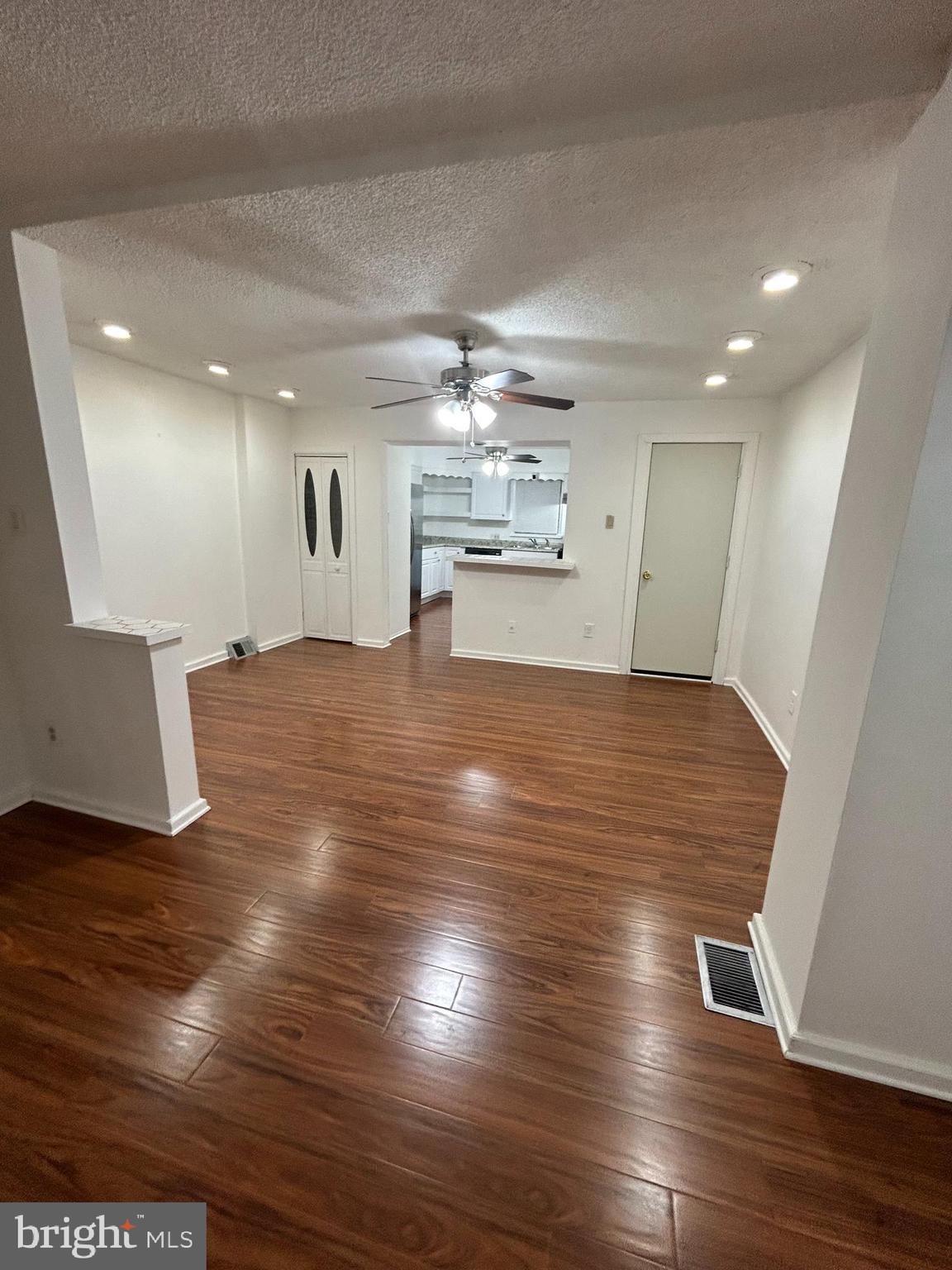 OVERBROOK - Residential Lease