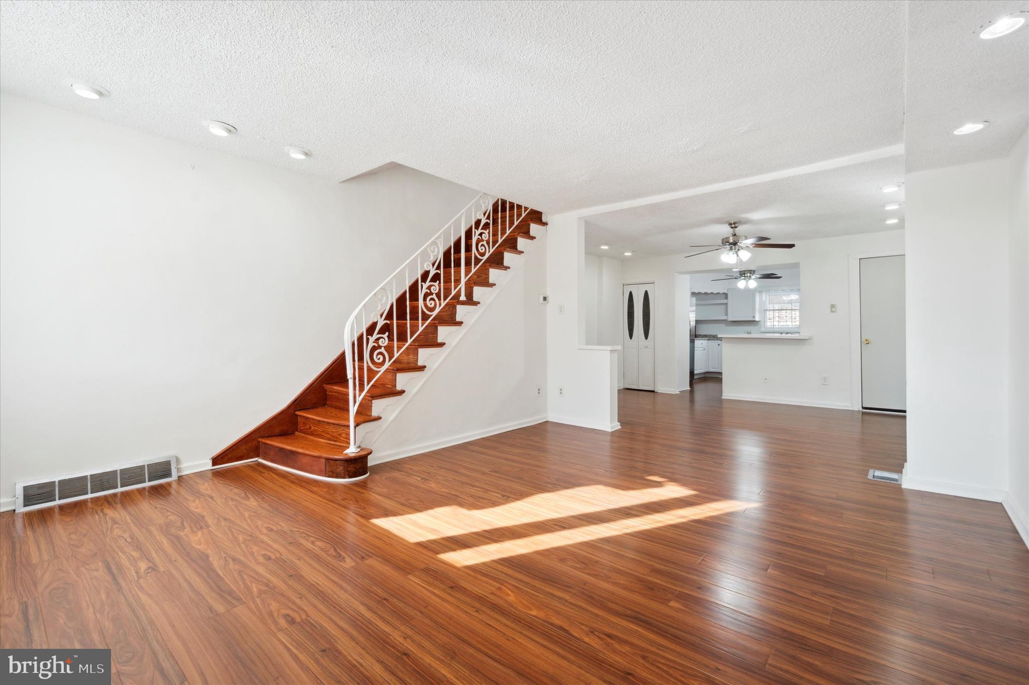 OVERBROOK - Residential Lease