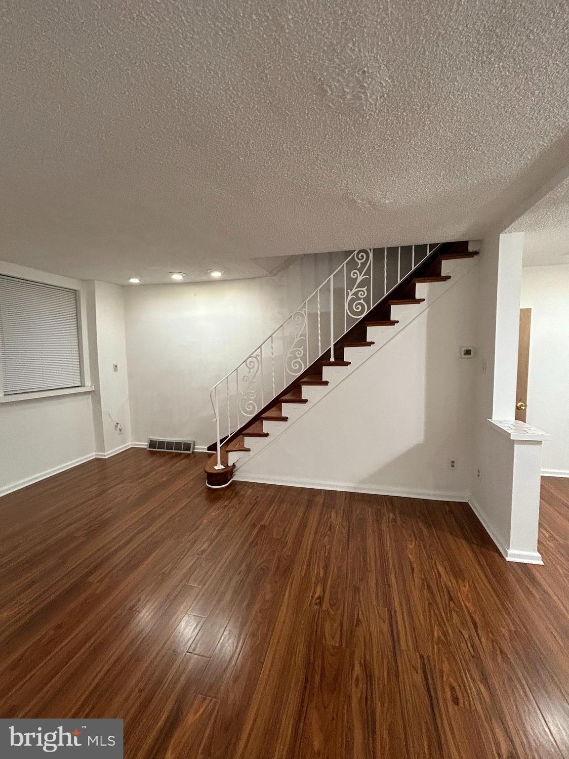 OVERBROOK - Residential Lease