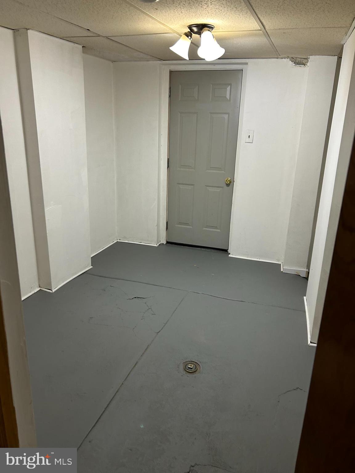 OVERBROOK - Residential Lease