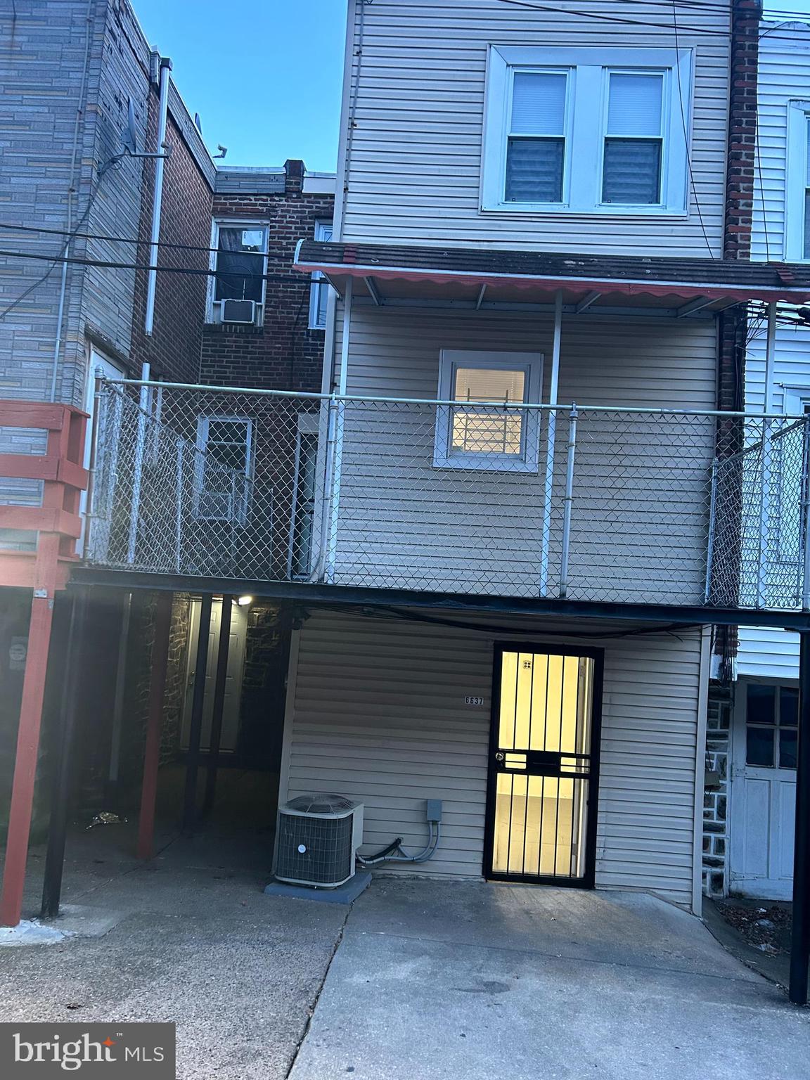 OVERBROOK - Residential Lease