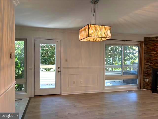 MONTGOMERY VILLAGE - Residential Lease