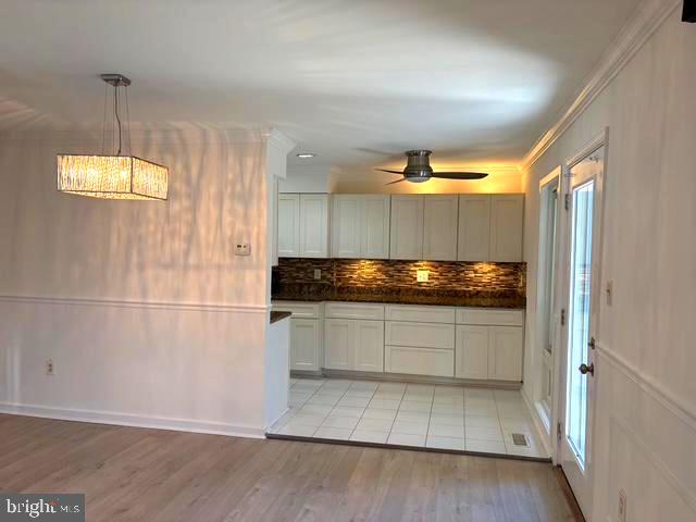 MONTGOMERY VILLAGE - Residential Lease