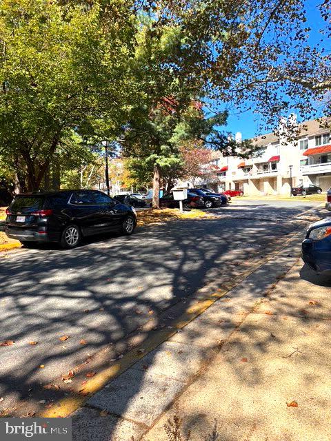 MONTGOMERY VILLAGE - Residential Lease