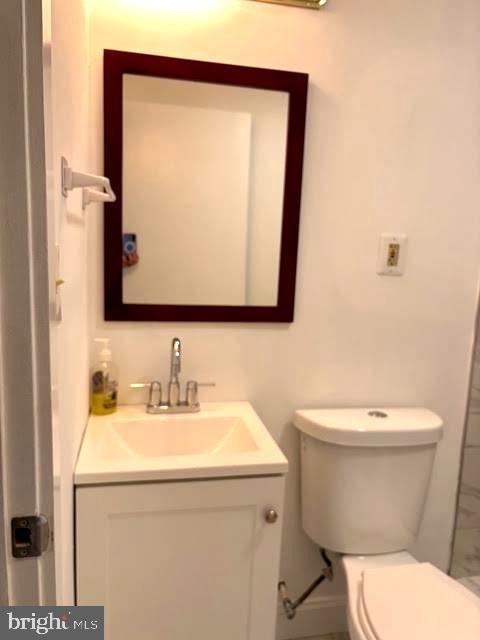 MONTGOMERY VILLAGE - Residential Lease