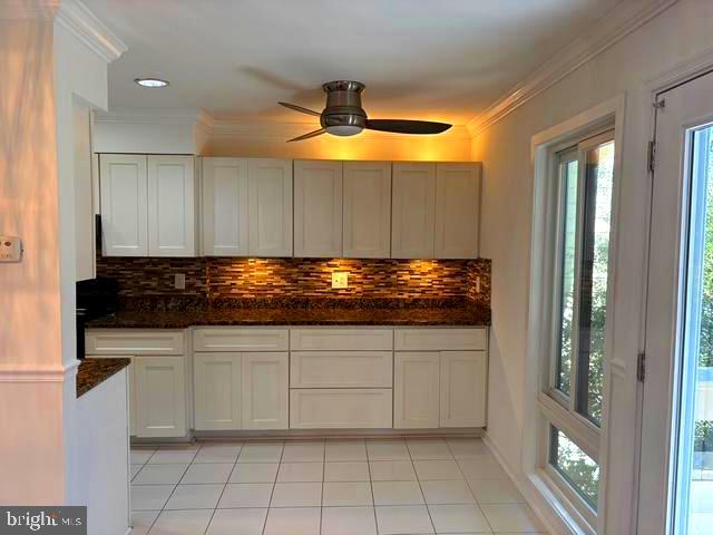 MONTGOMERY VILLAGE - Residential Lease