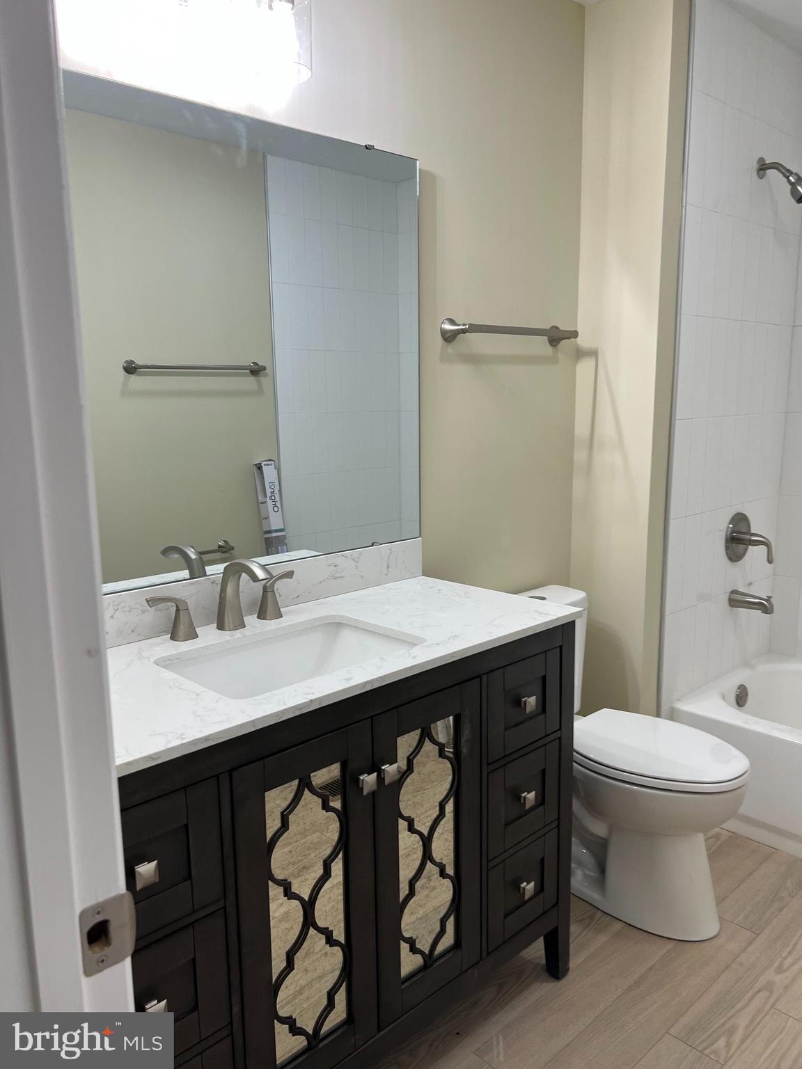 SUBURBIA - Residential