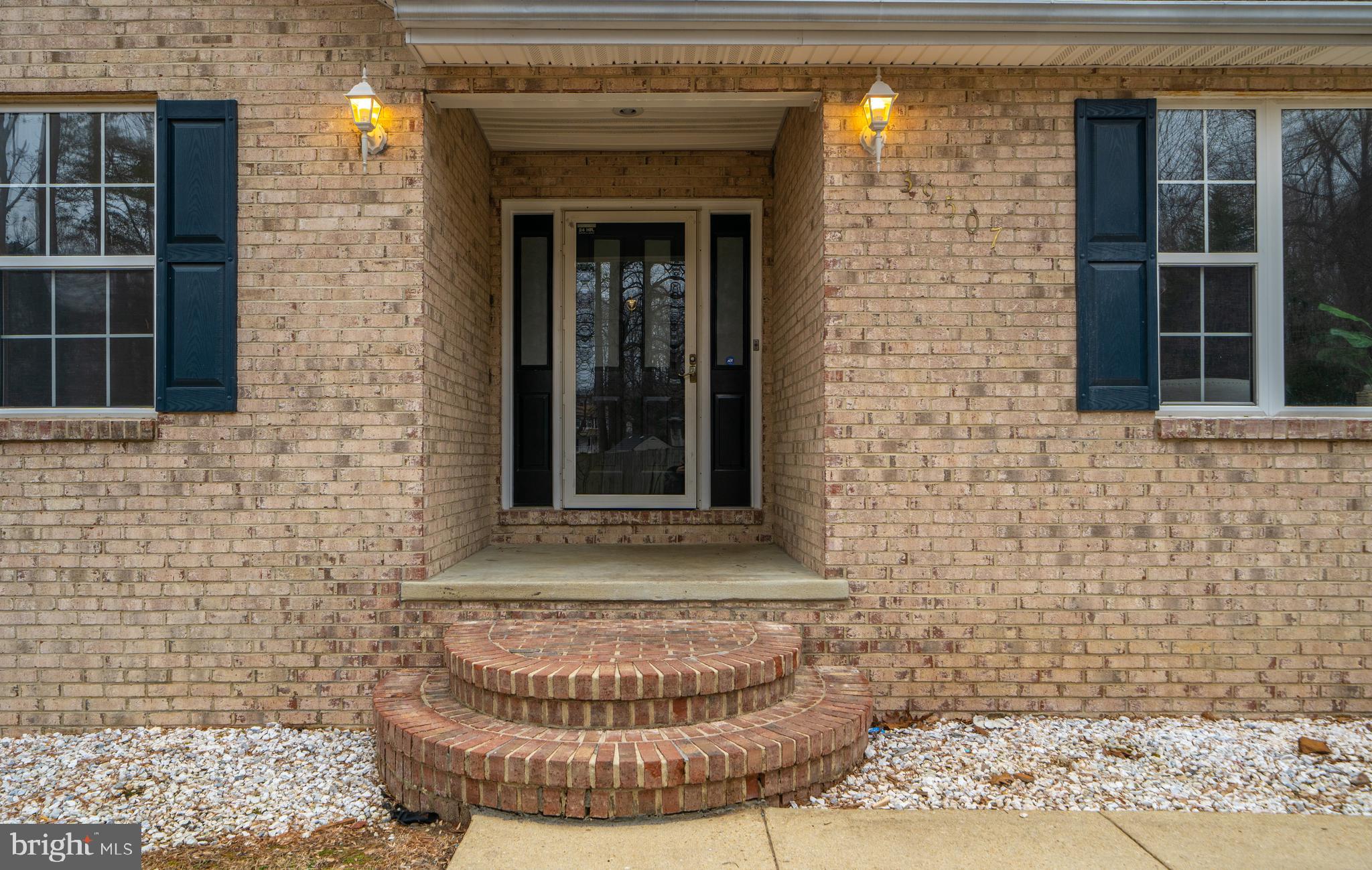 SUMMITT HILL - Residential