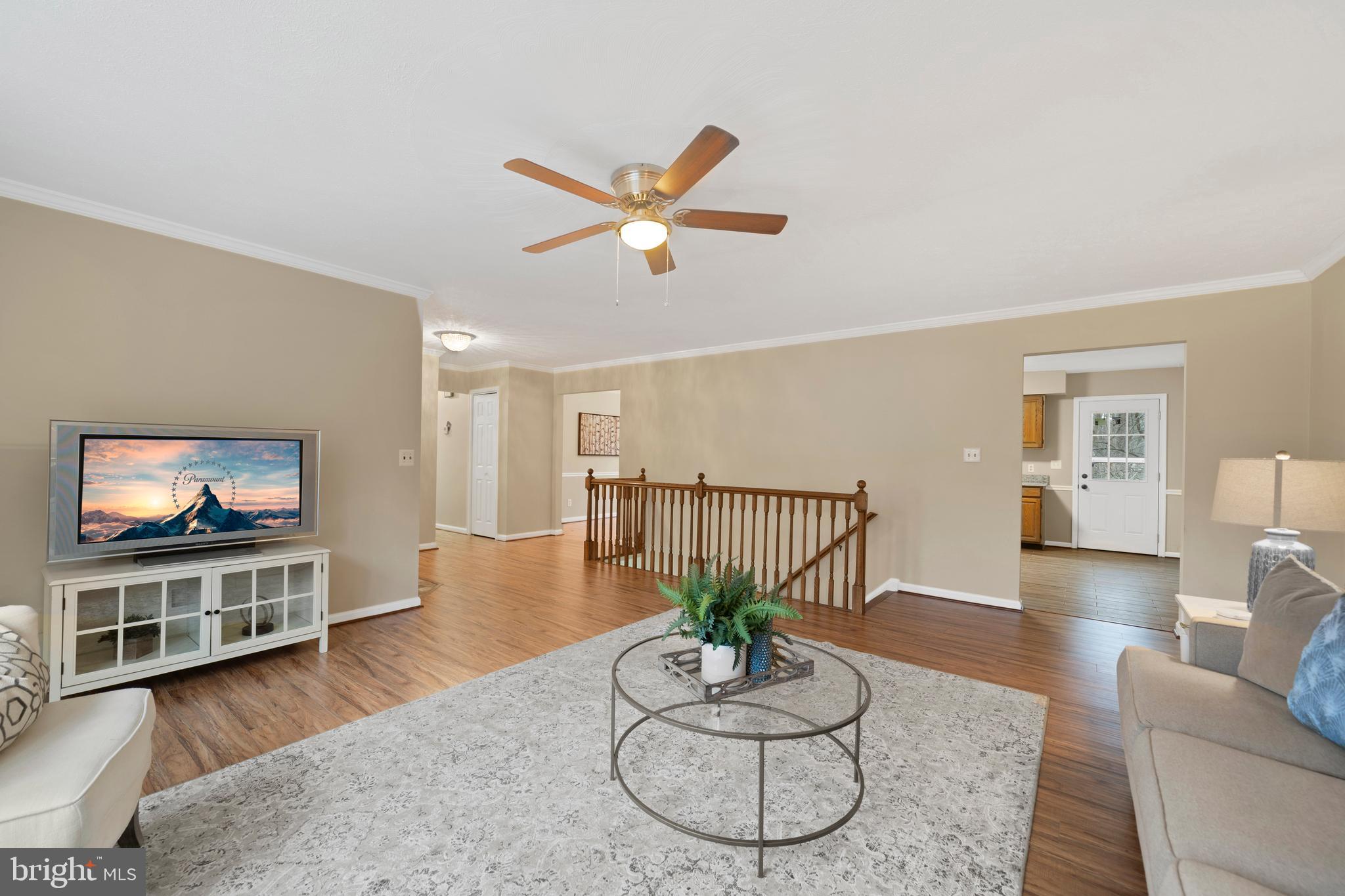 SUMMITT HILL - Residential