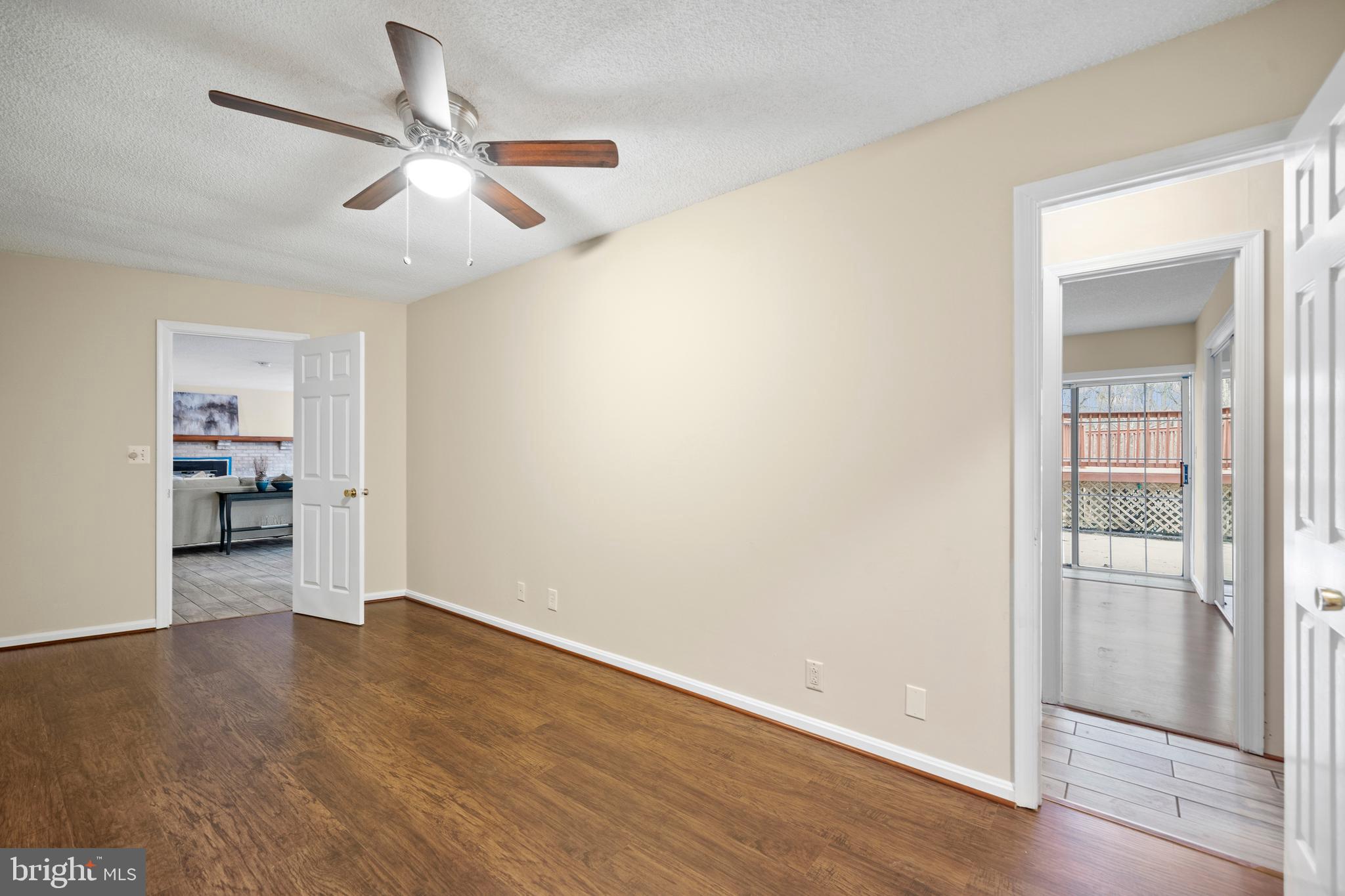 SUMMITT HILL - Residential