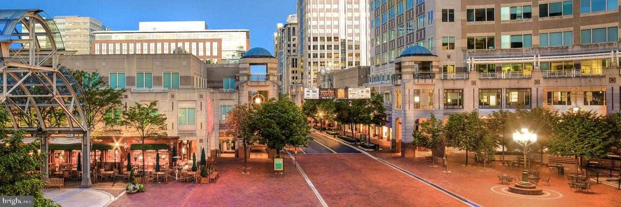 WOODWINDS TWO - Residential