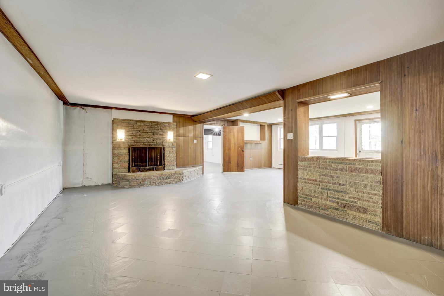 COLLEGE HEIGHTS ESTATES - Residential