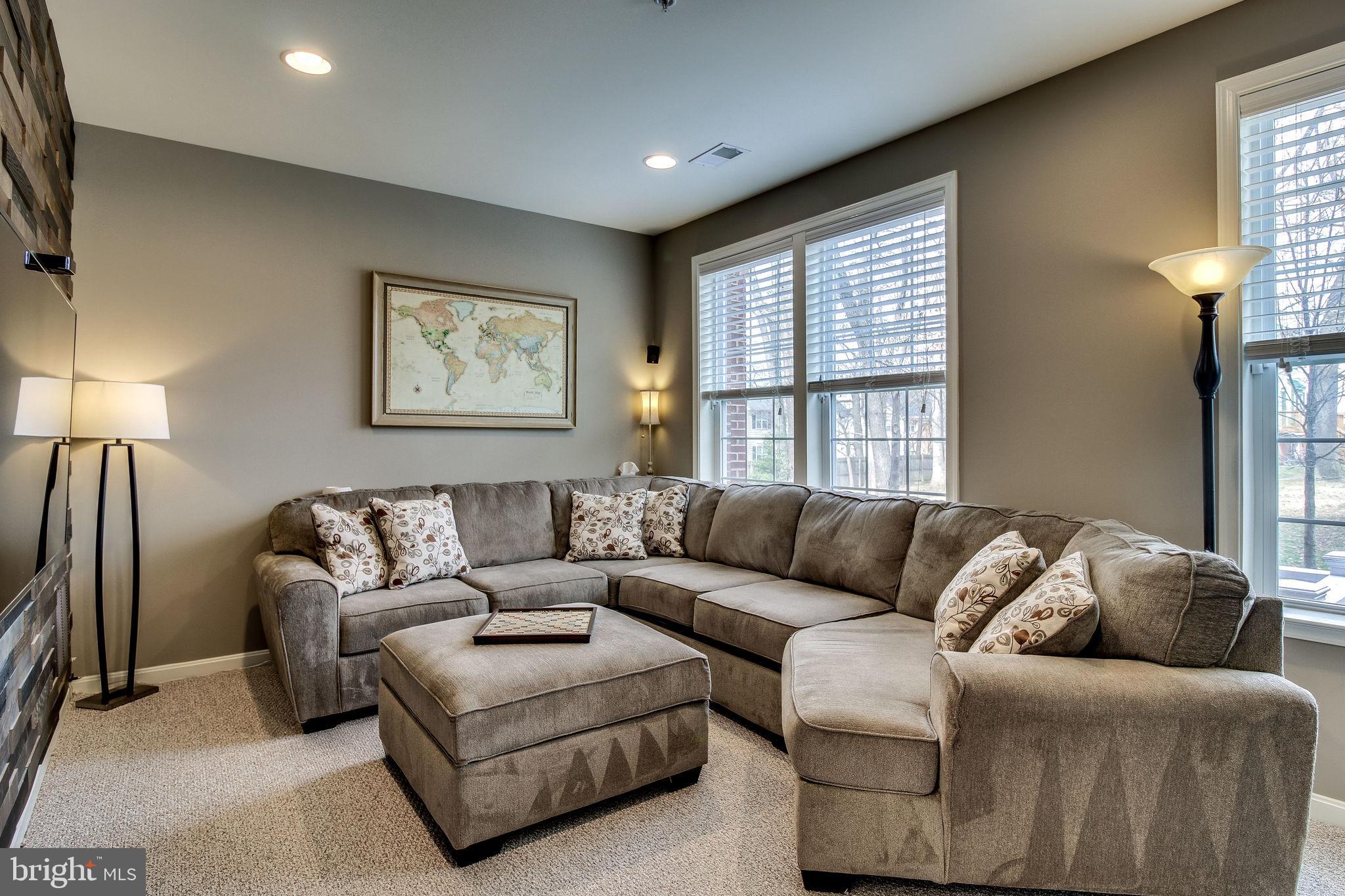 CANFIELD VILLAGE - Residential