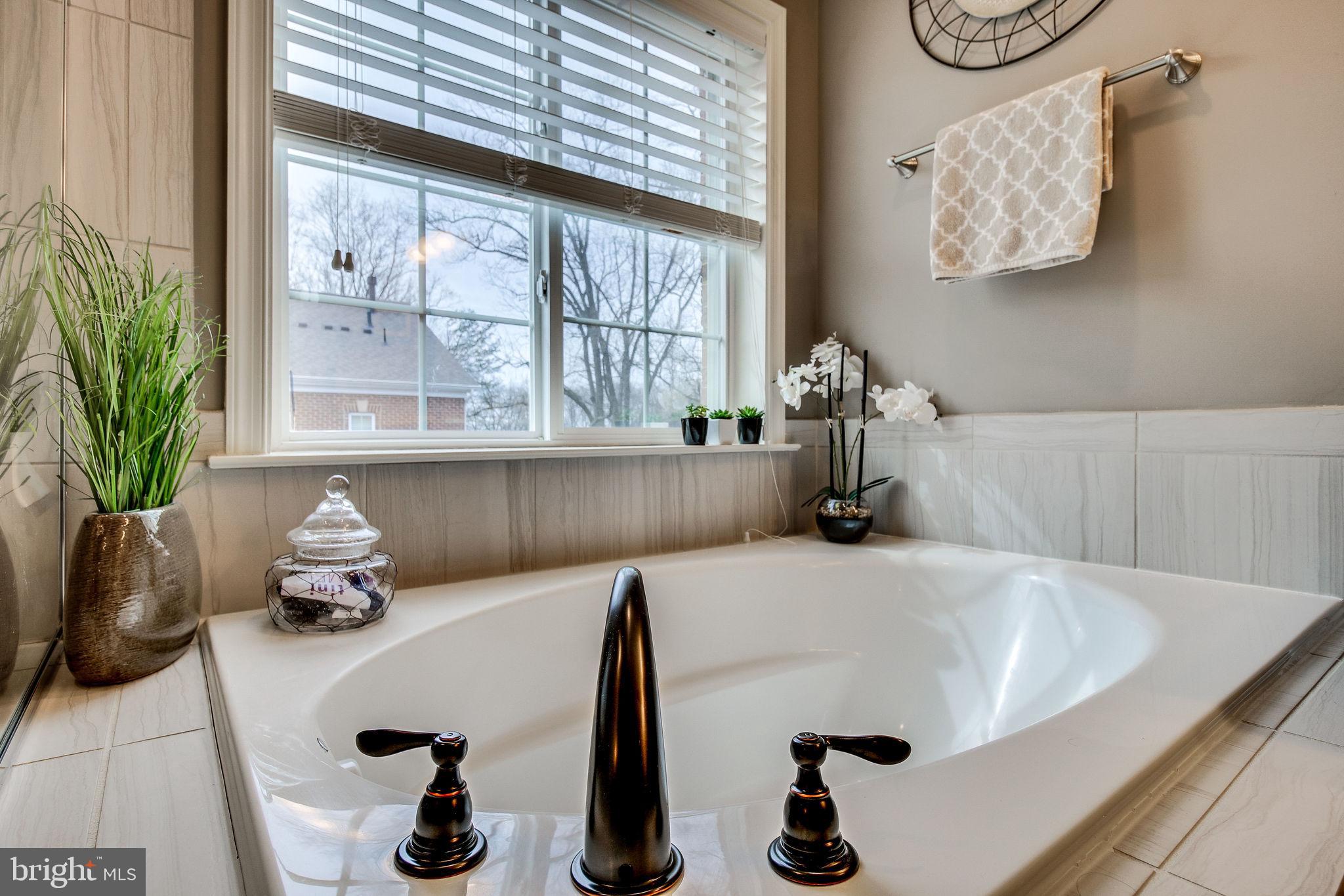 CANFIELD VILLAGE - Residential