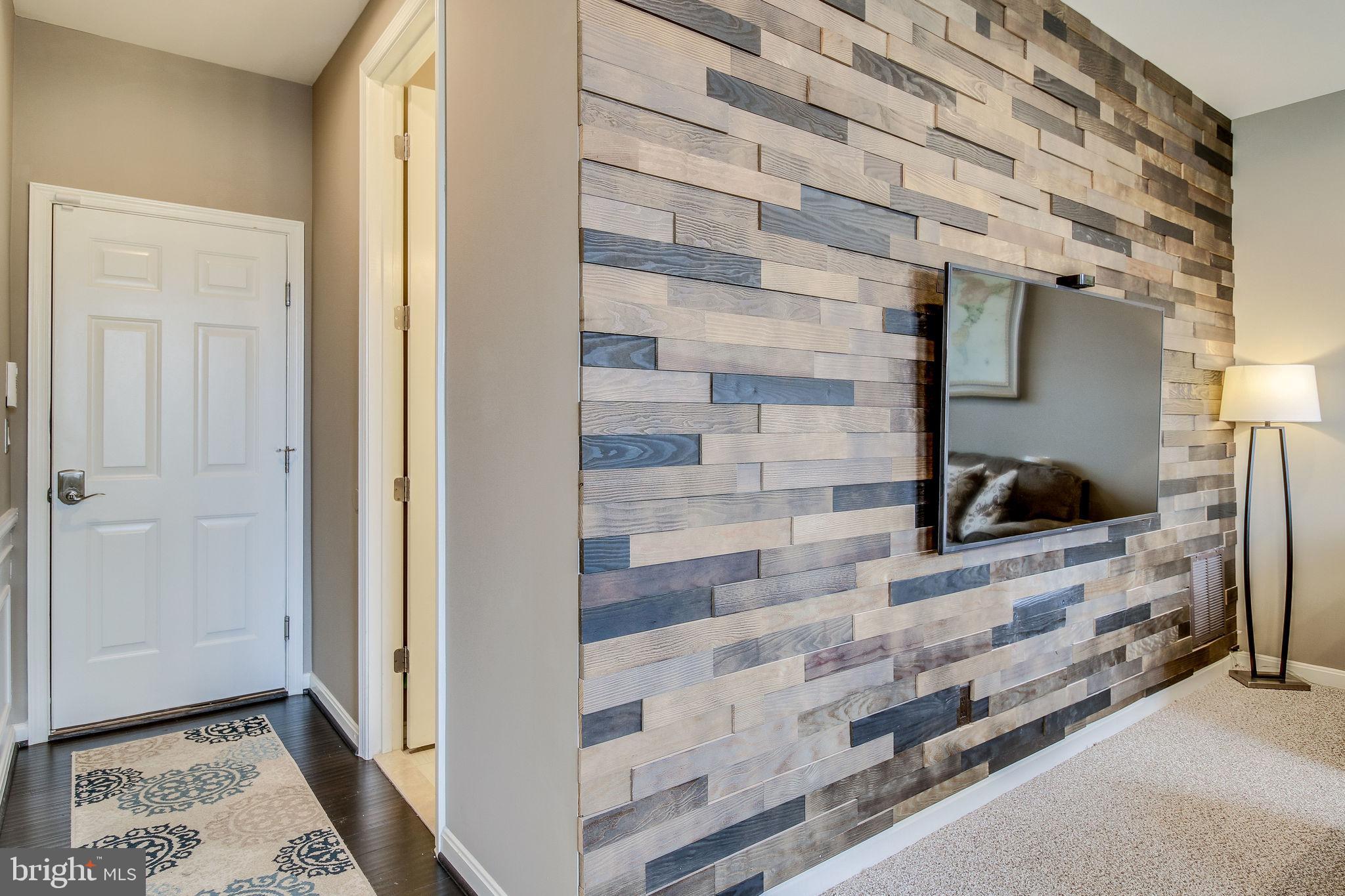 CANFIELD VILLAGE - Residential