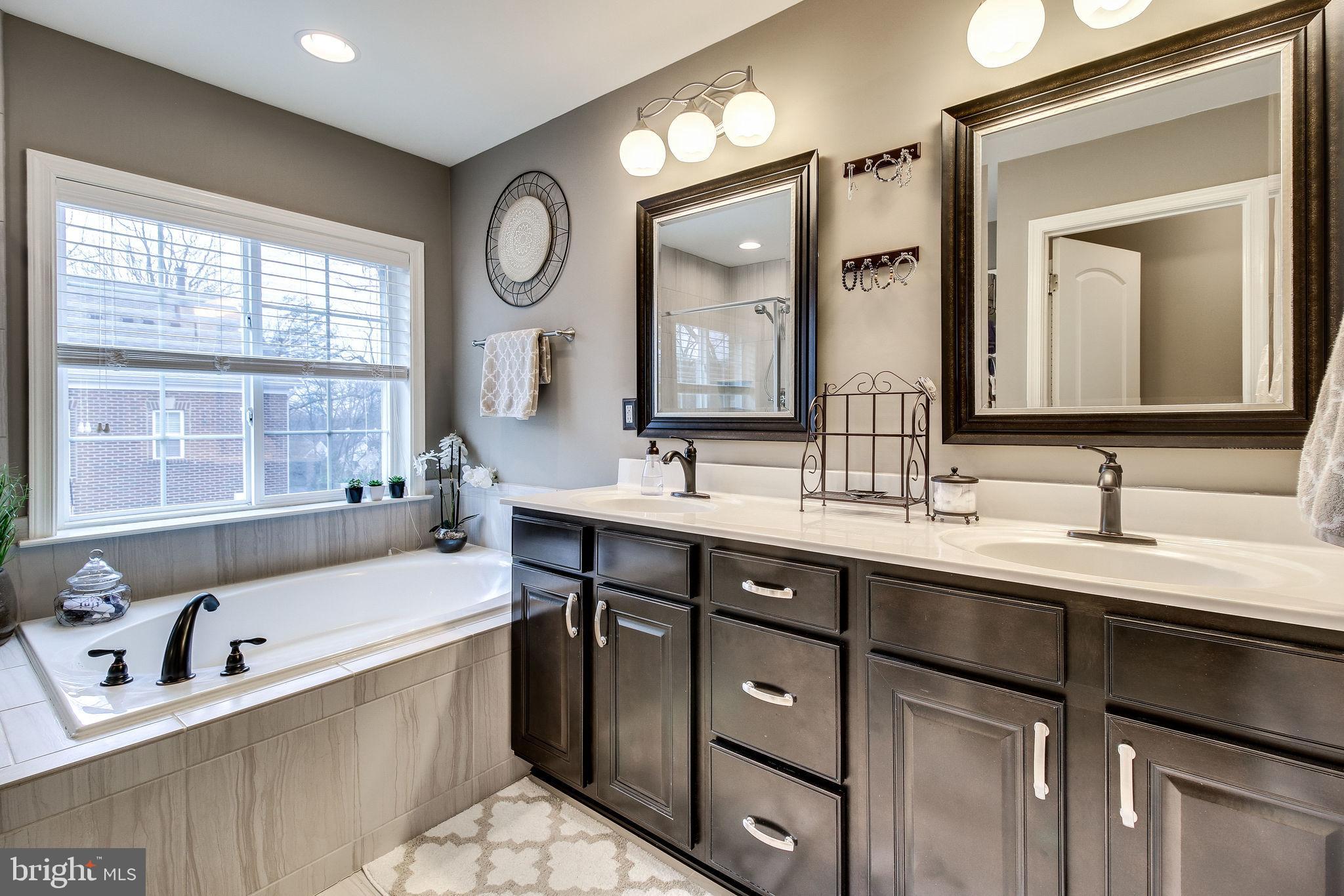 CANFIELD VILLAGE - Residential