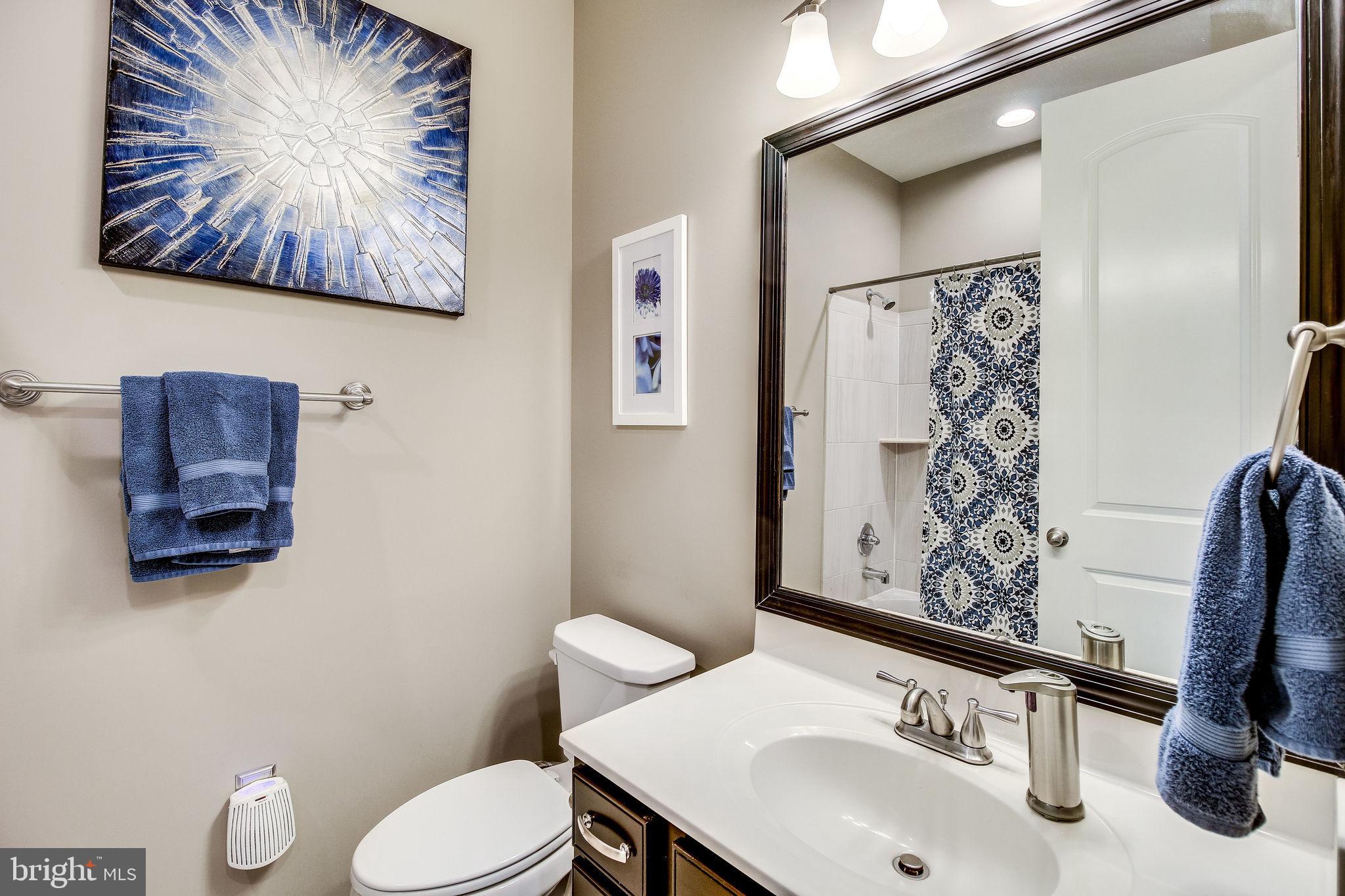 CANFIELD VILLAGE - Residential