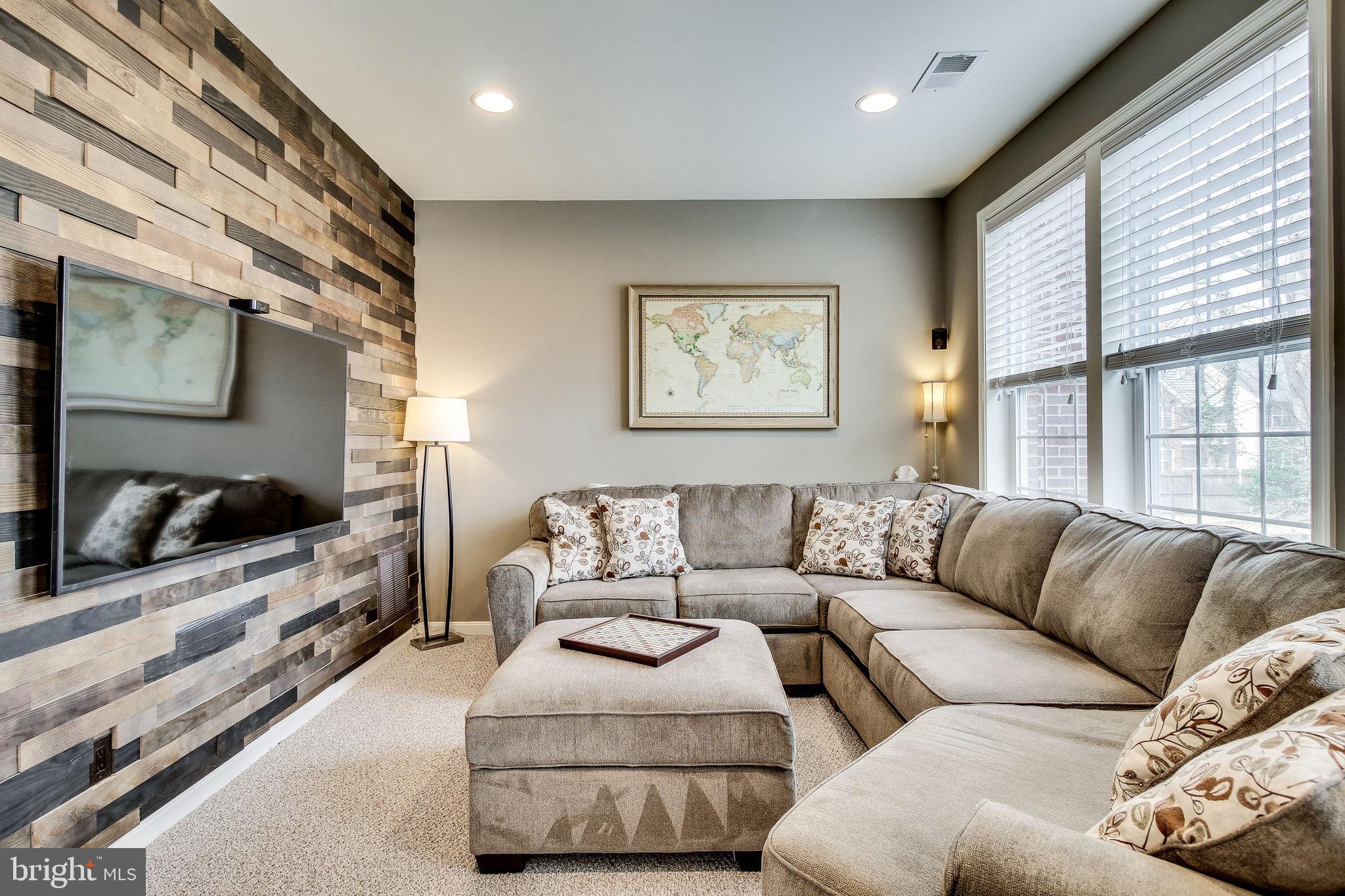 CANFIELD VILLAGE - Residential