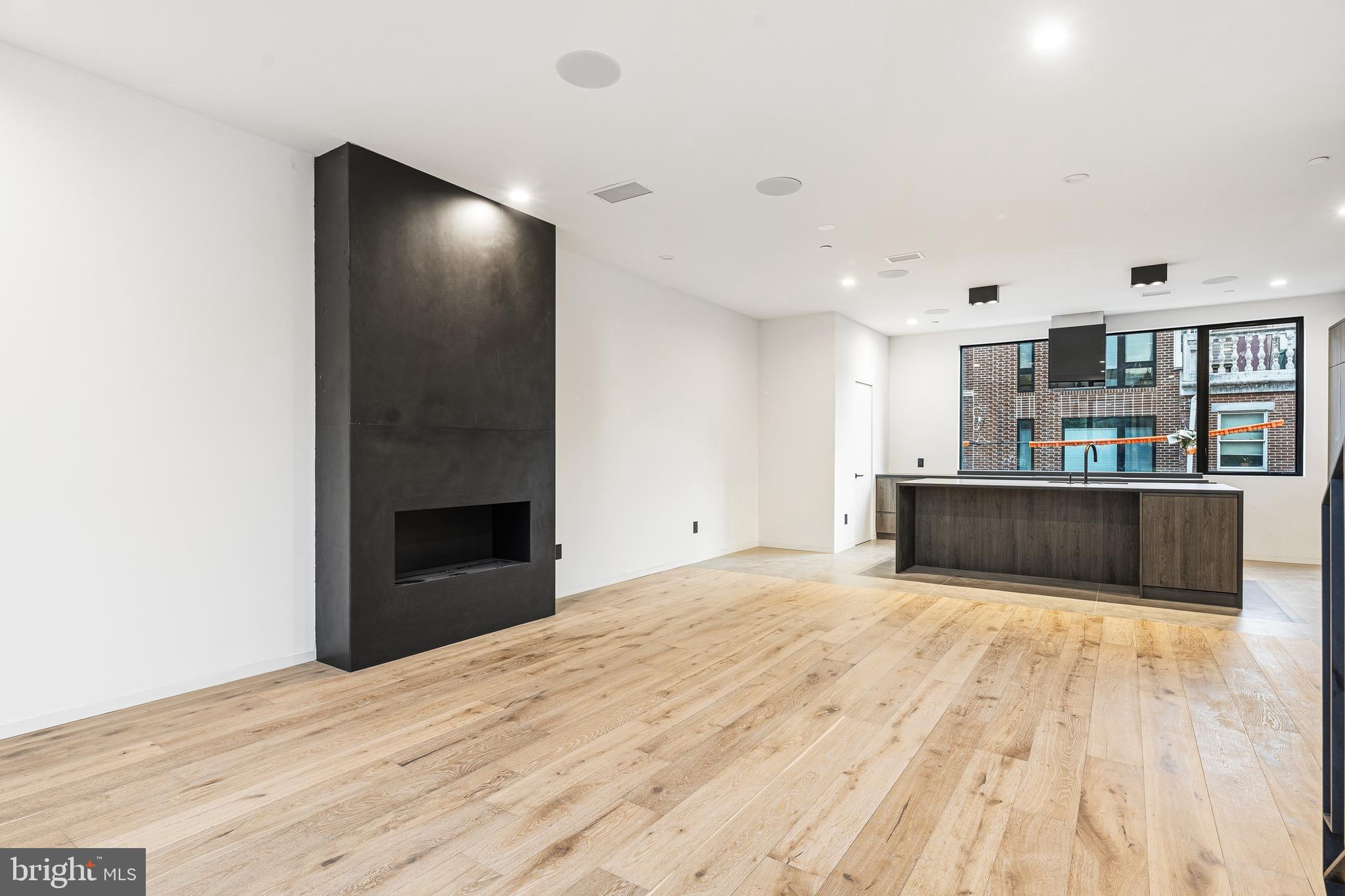 GRADUATE HOSPITAL - Residential