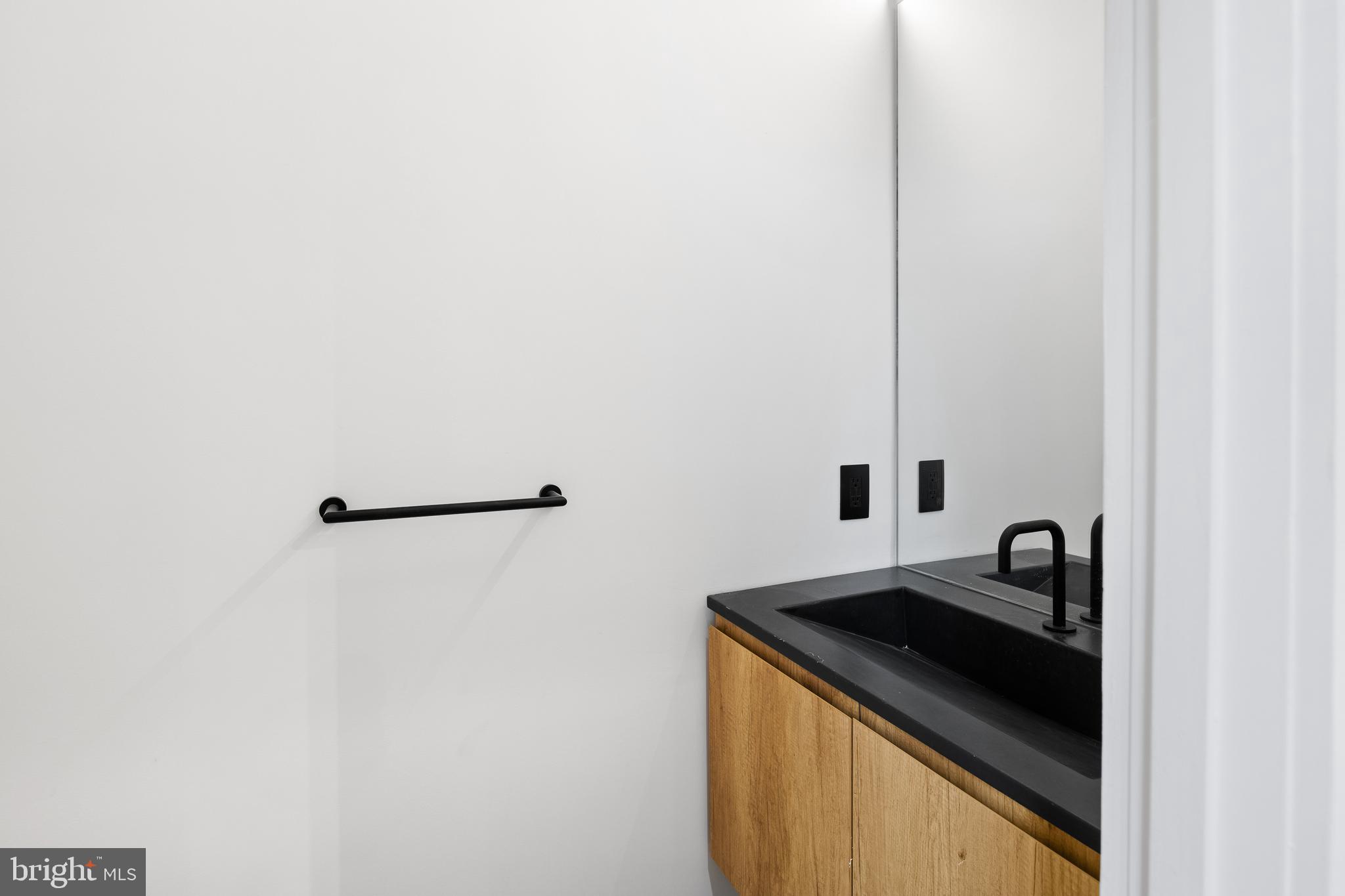 GRADUATE HOSPITAL - Residential