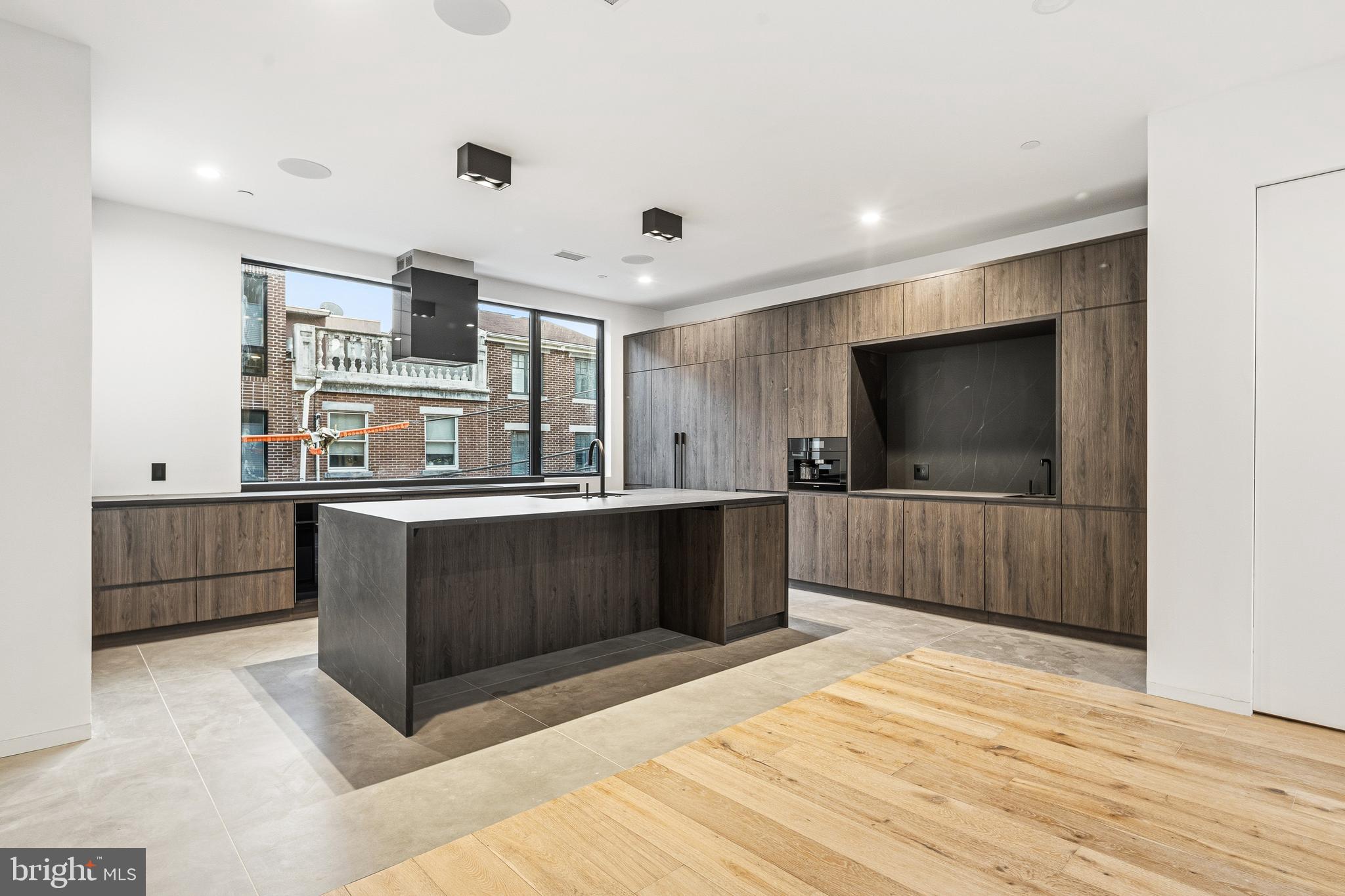 GRADUATE HOSPITAL - Residential