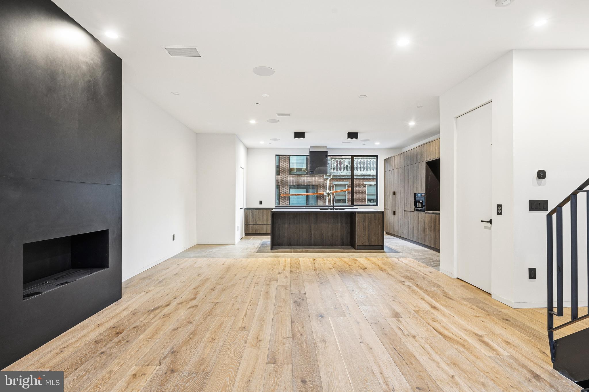 GRADUATE HOSPITAL - Residential