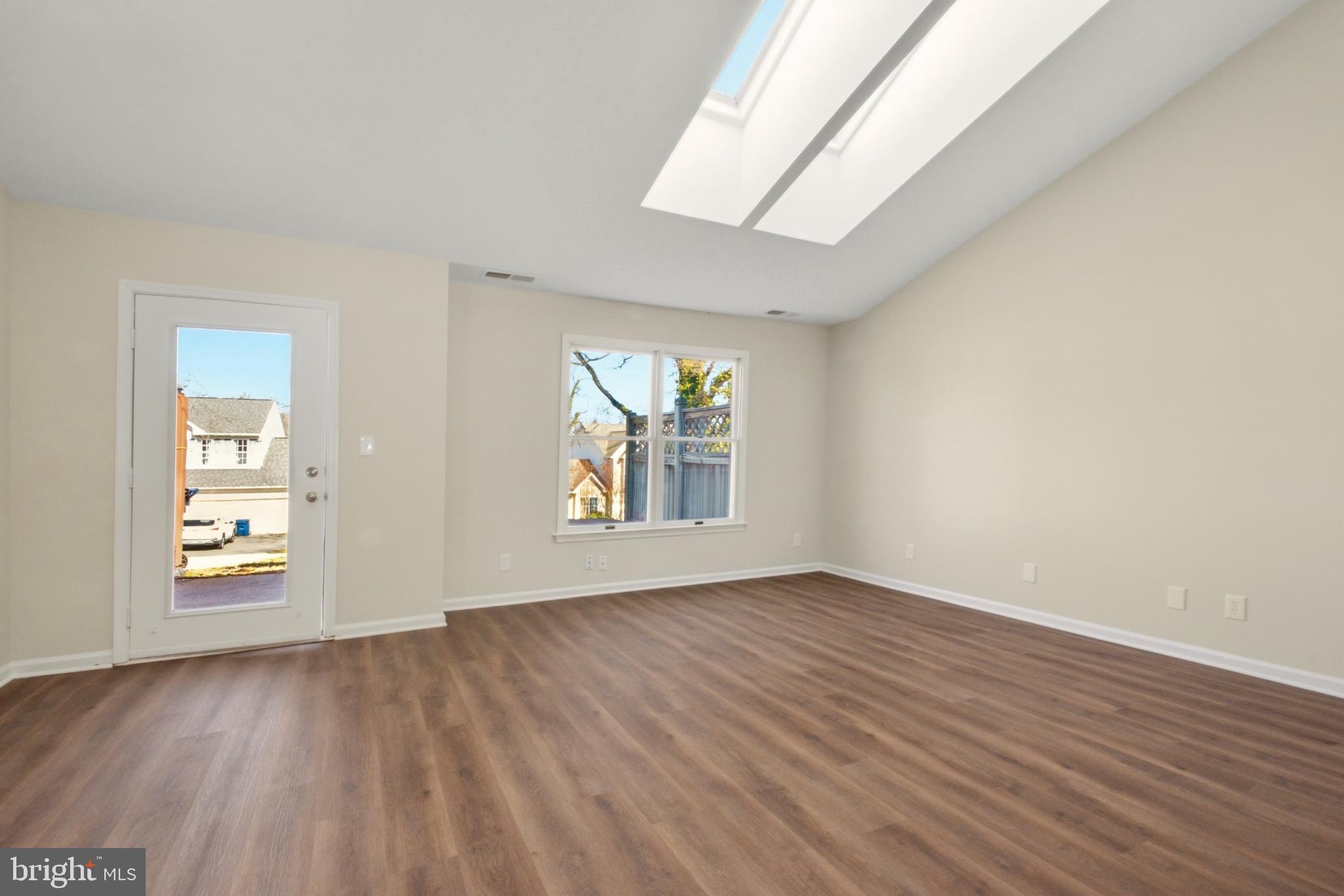 POPLAR FOREST - Residential