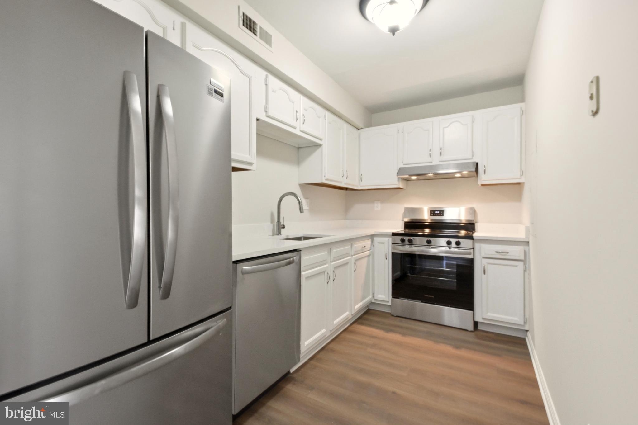 POPLAR FOREST - Residential