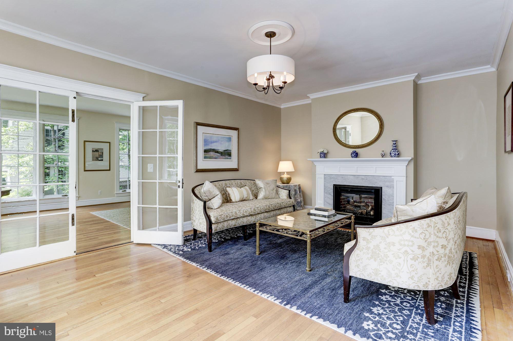 CHEVY CHASE VILLAGE - Residential