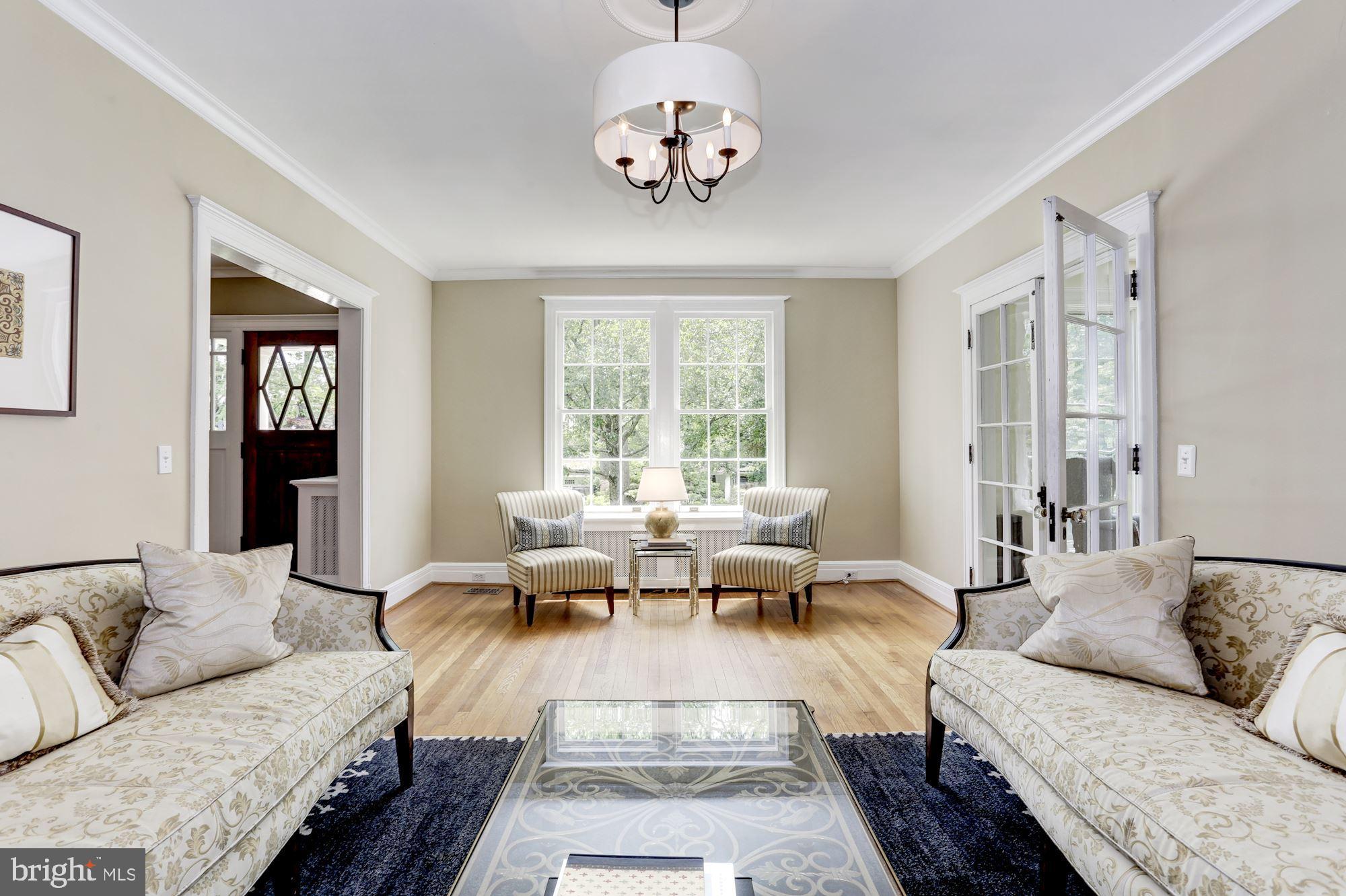 CHEVY CHASE VILLAGE - Residential