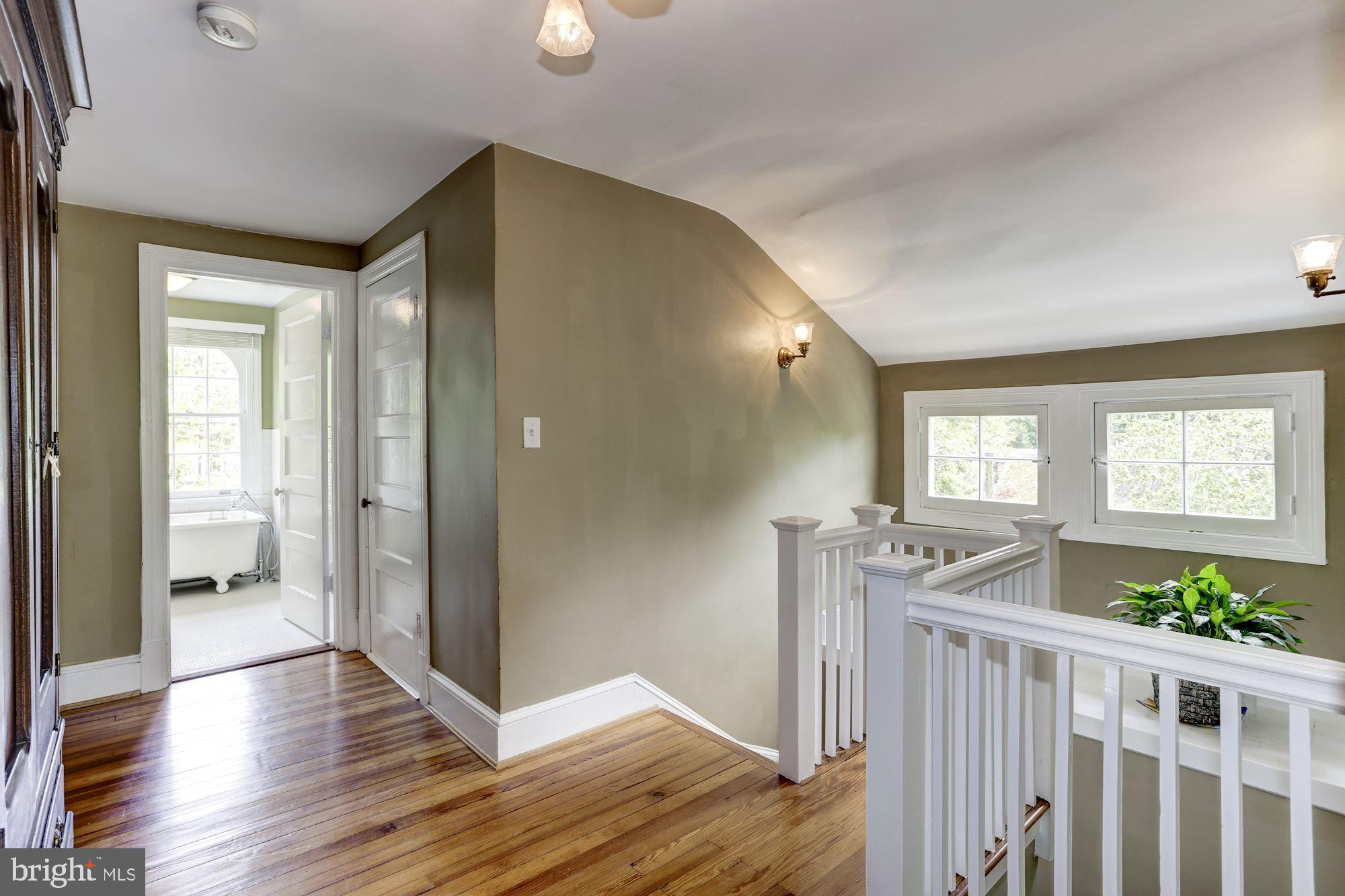 CHEVY CHASE VILLAGE - Residential